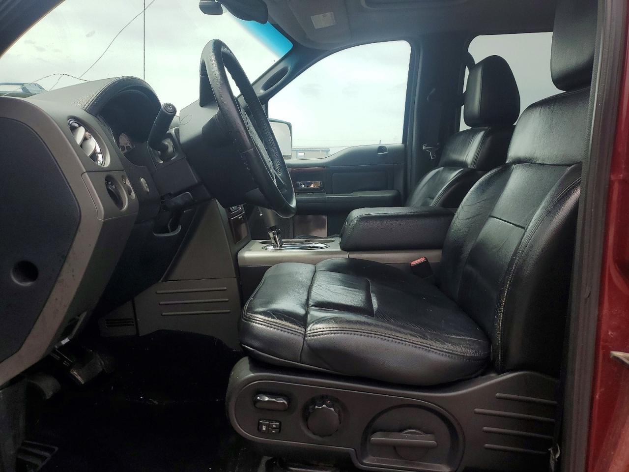 2005 Ford F150 Supercrew Maroon vin: 1FTPW14555KE04917