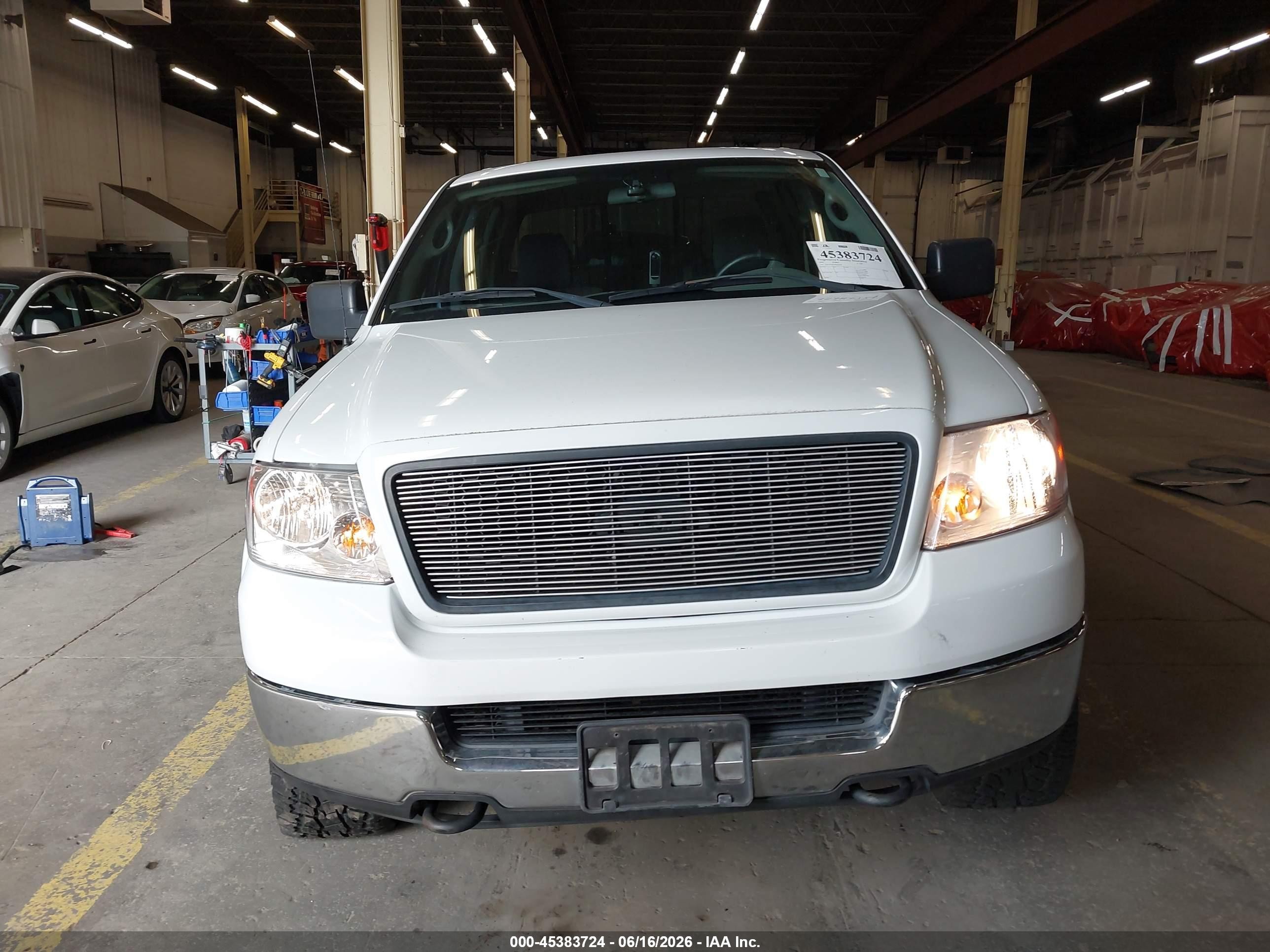 2005 Ford F-150 Fx4/lariat/xlt White vin: 1FTPW14555KE61814