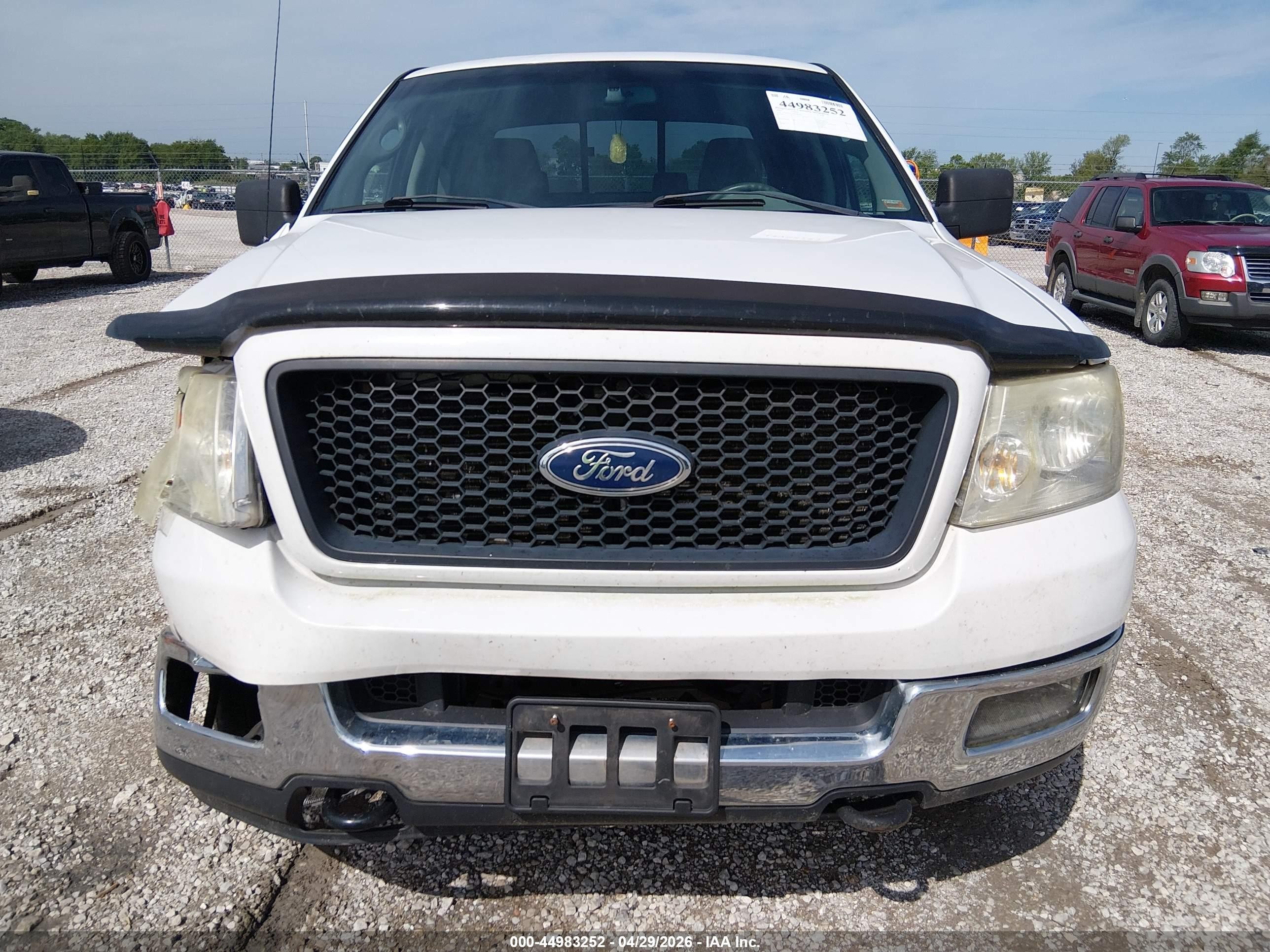 2005 Ford F-150   White vin: 1FTPW14555KE92190