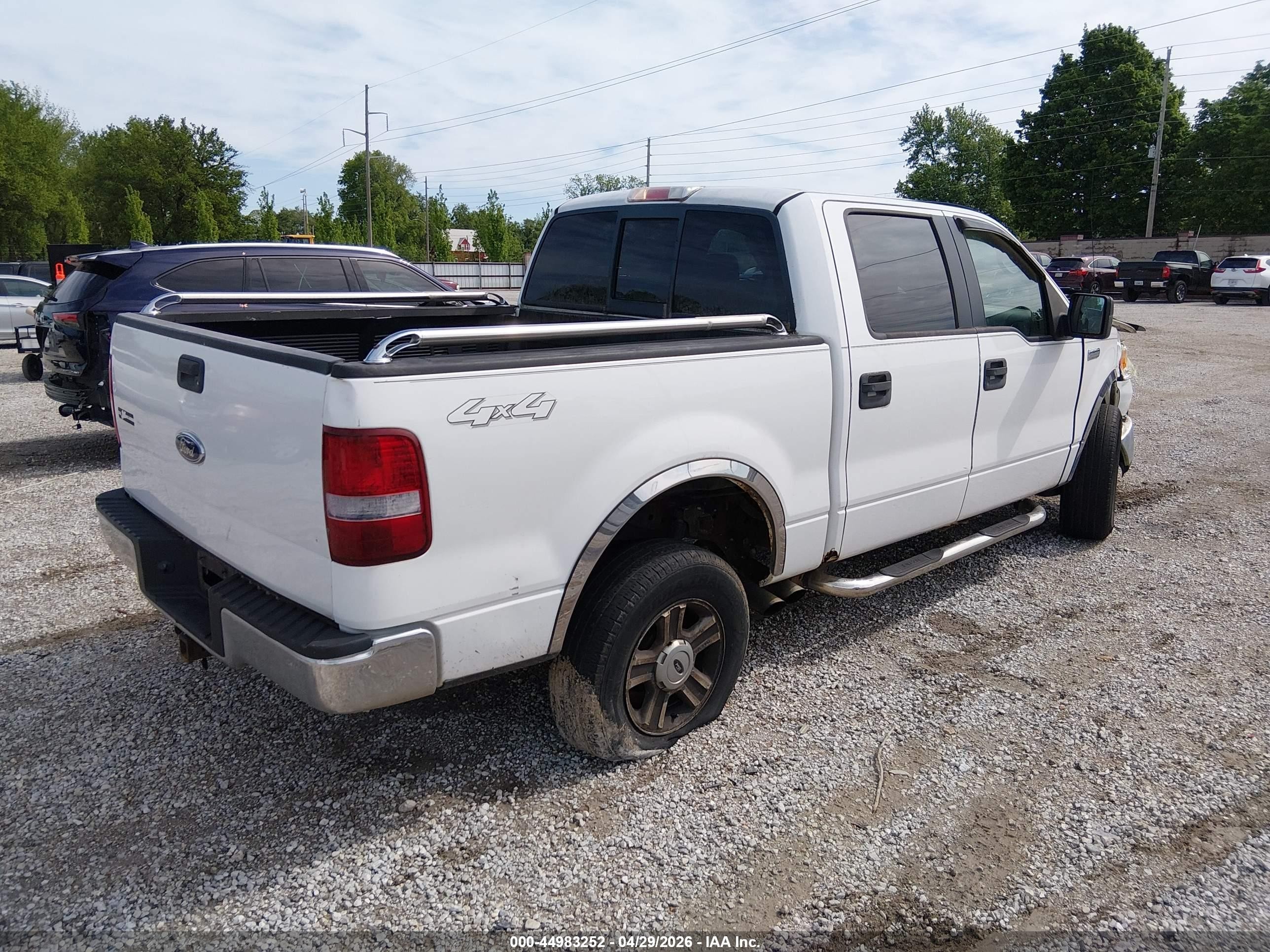 2005 Ford F-150   White vin: 1FTPW14555KE92190