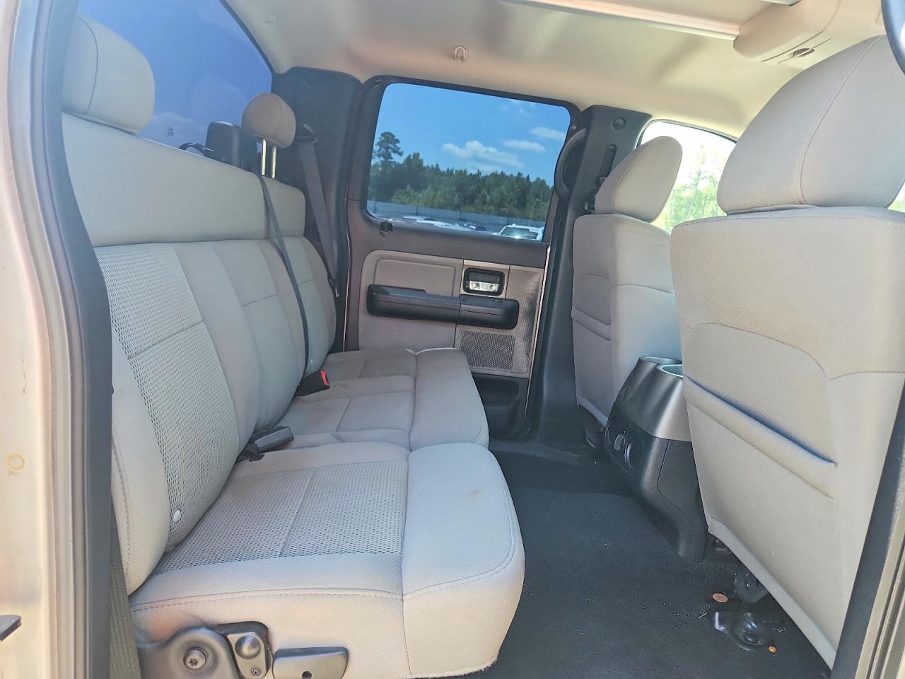 2005 Ford F150 Supercrew Silver vin: 1FTPW14555KF05147