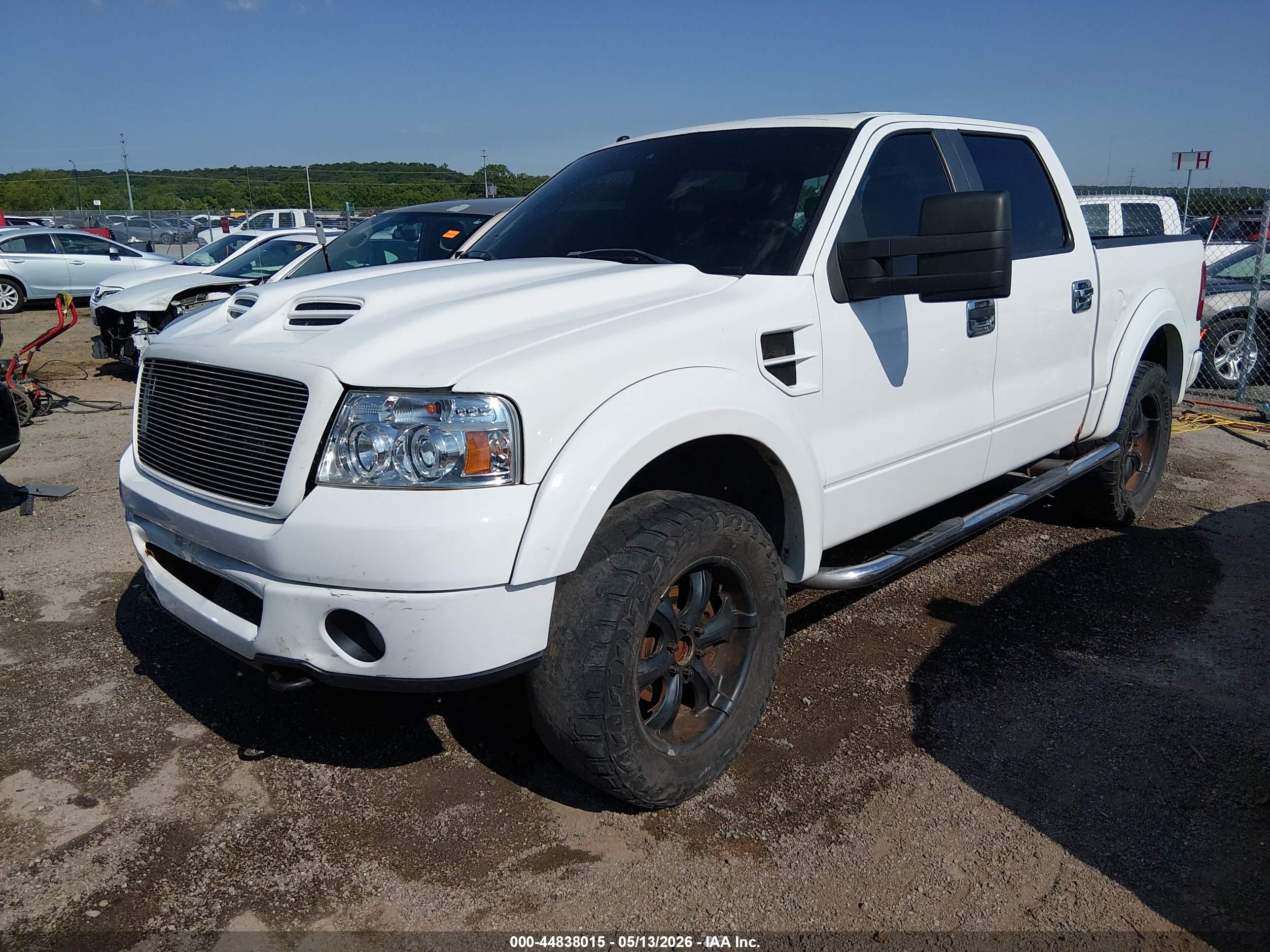 2007 Ford F-150 Fx4/lariat/xlt White vin: 1FTPW14557FA17134