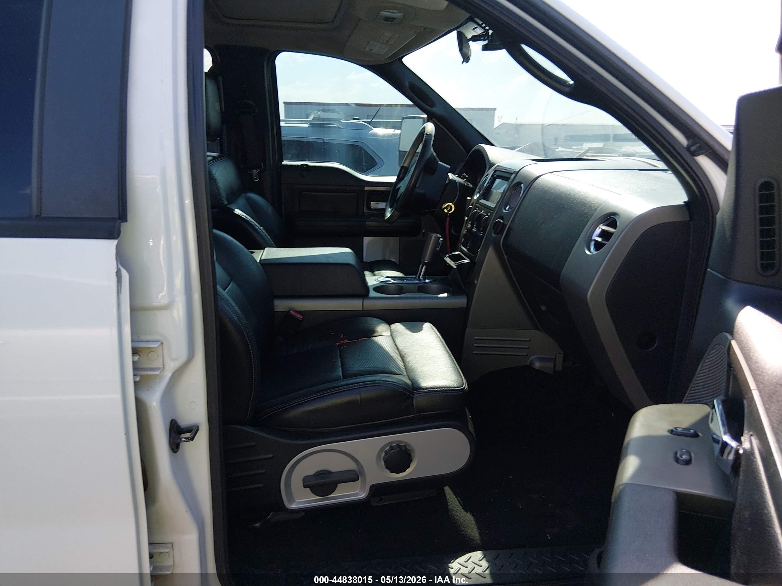 2007 Ford F-150 Fx4/lariat/xlt White vin: 1FTPW14557FA17134