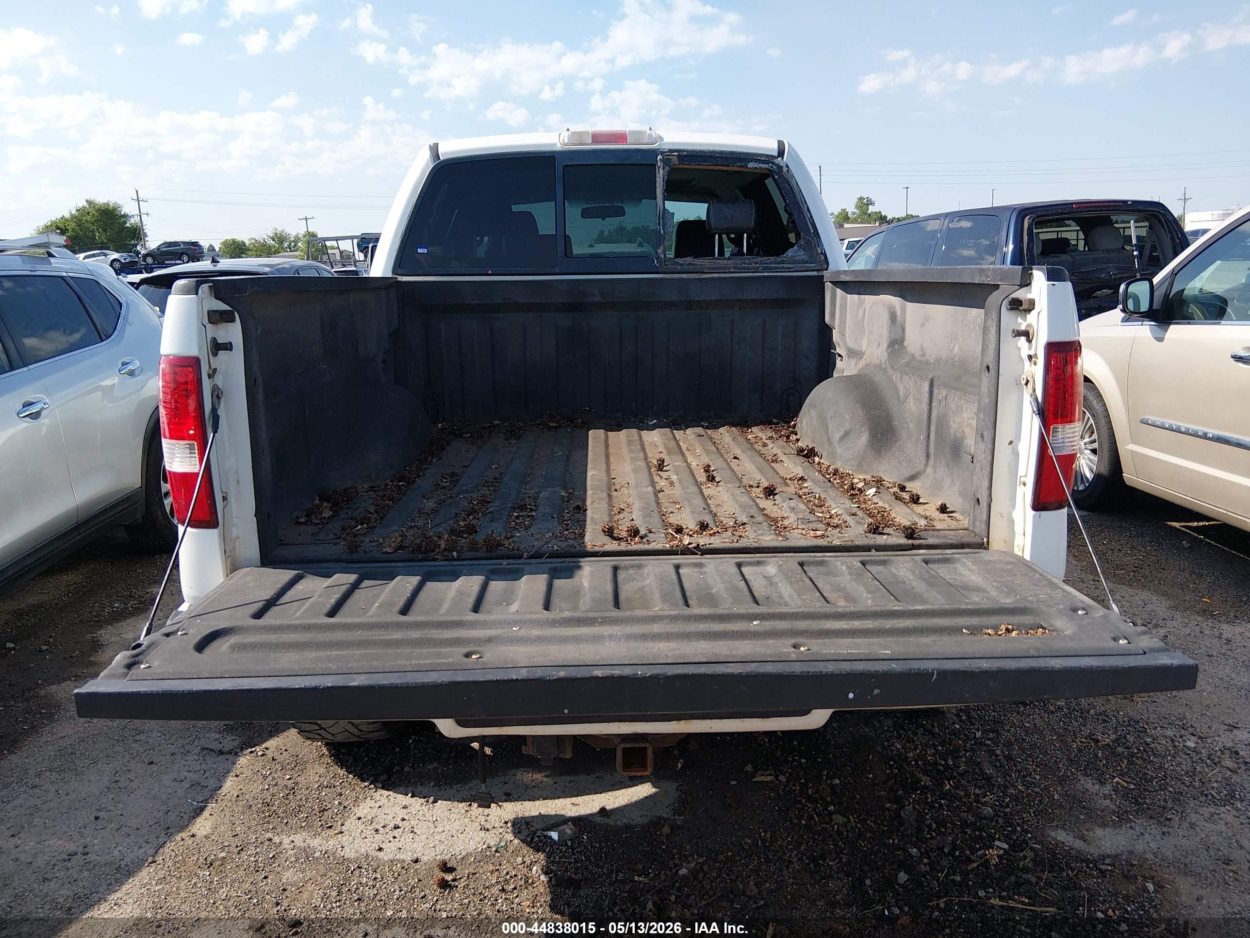 2007 Ford F-150 Fx4/lariat/xlt White vin: 1FTPW14557FA17134