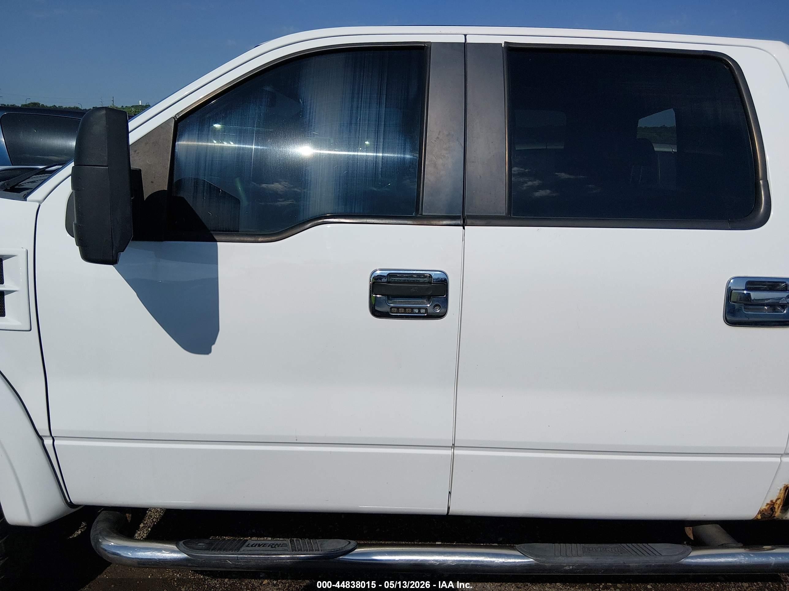 2007 Ford F-150 Fx4/lariat/xlt White vin: 1FTPW14557FA17134