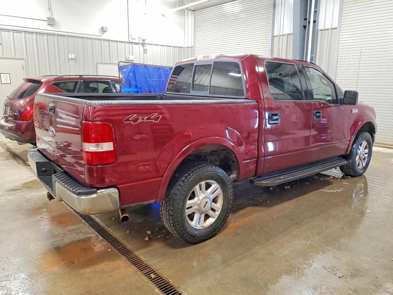 2004 Ford F150 Supercrew Red vin: 1FTPW14564KC11657