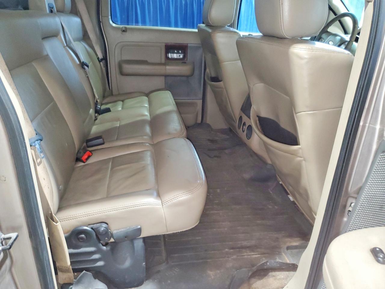 2005 Ford F150 Supercrew Gold vin: 1FTPW14565KC00353