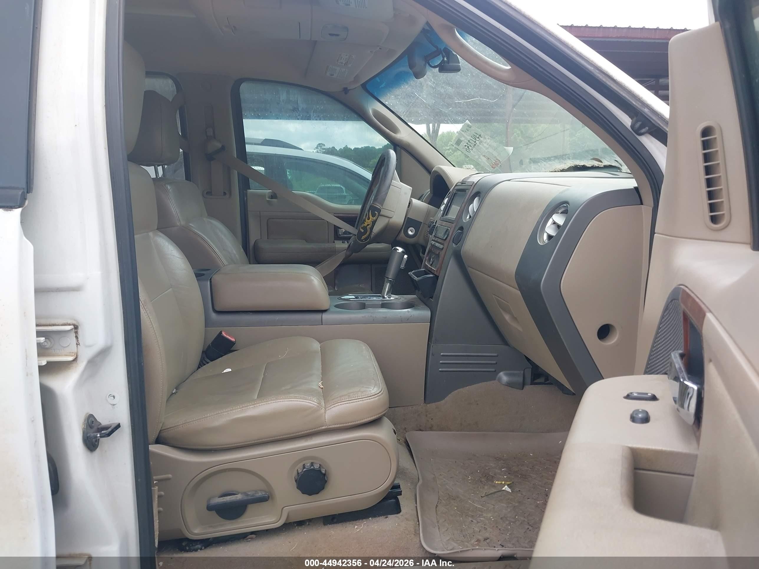 2005 Ford F-150 Fx4/lariat/xlt White vin: 1FTPW14565KC82956