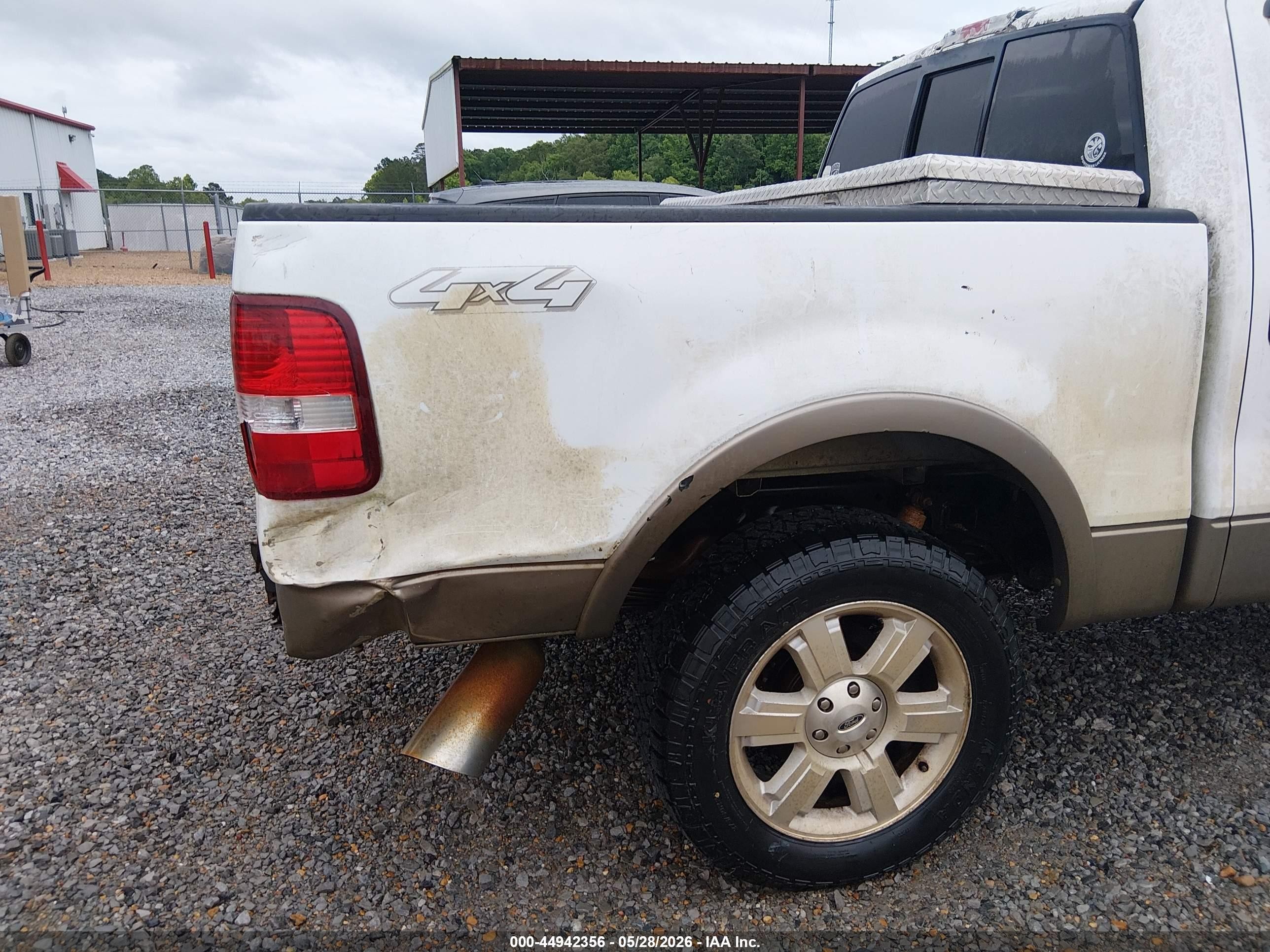 2005 Ford F-150 Fx4/lariat/xlt White vin: 1FTPW14565KC82956
