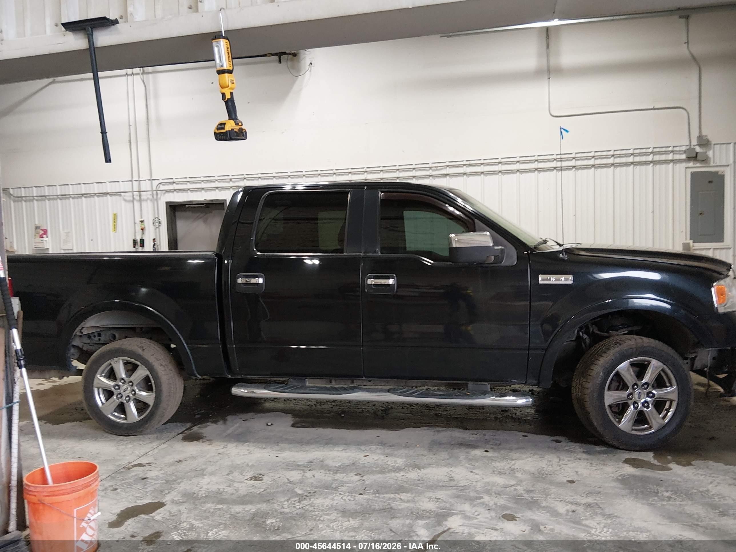 2006 Ford F150 Supercrew Black vin: 1FTPW14566KB85497
