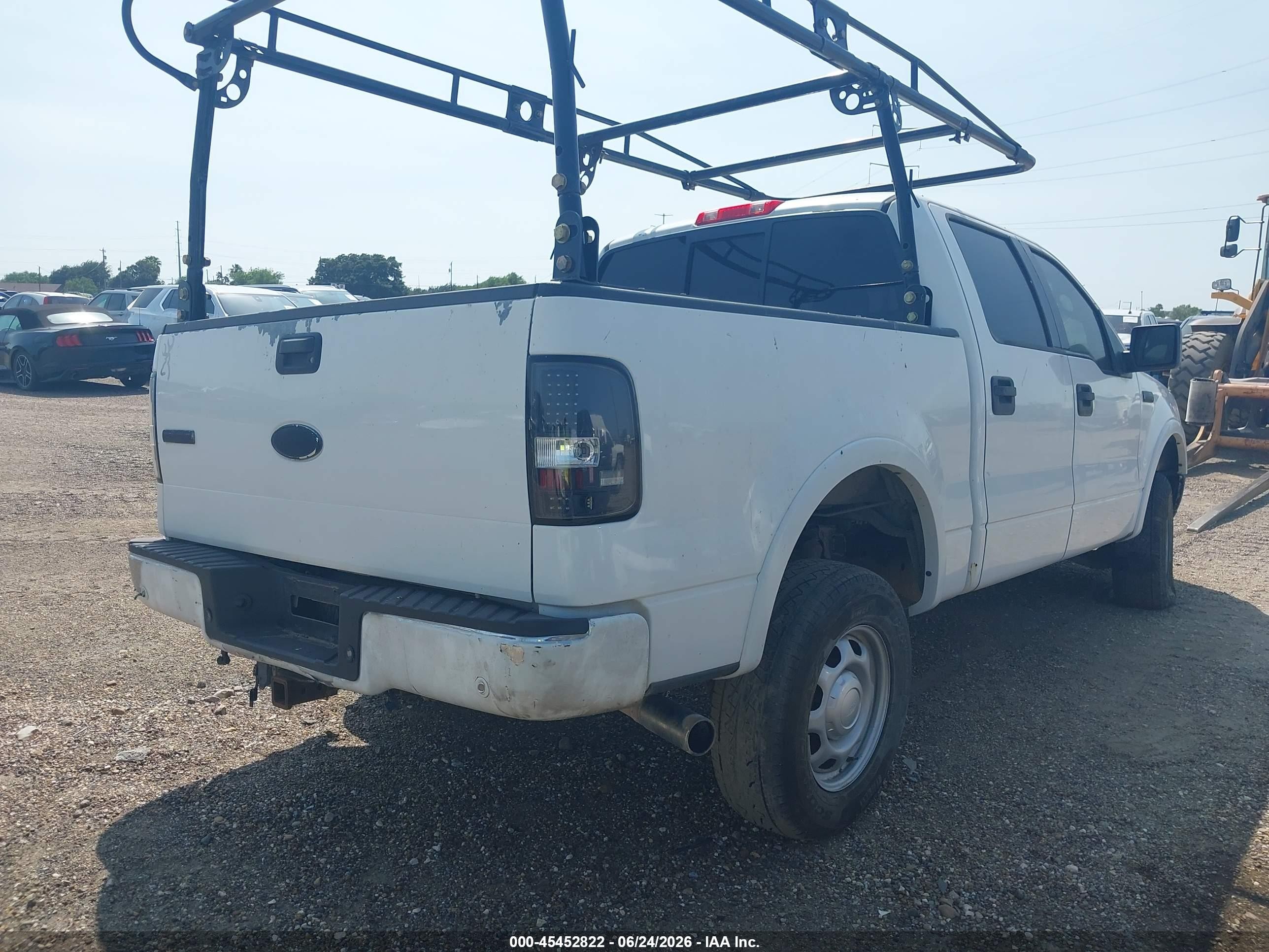 2004 Ford F-150 Fx4/lariat/xlt White vin: 1FTPW14574KD82188