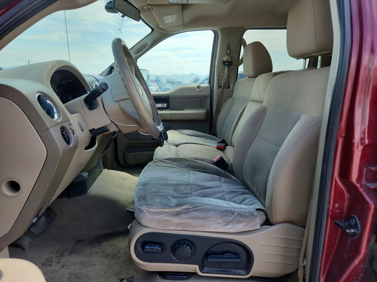 2005 Ford F150 Supercrew Burgundy vin: 1FTPW14585KF08611