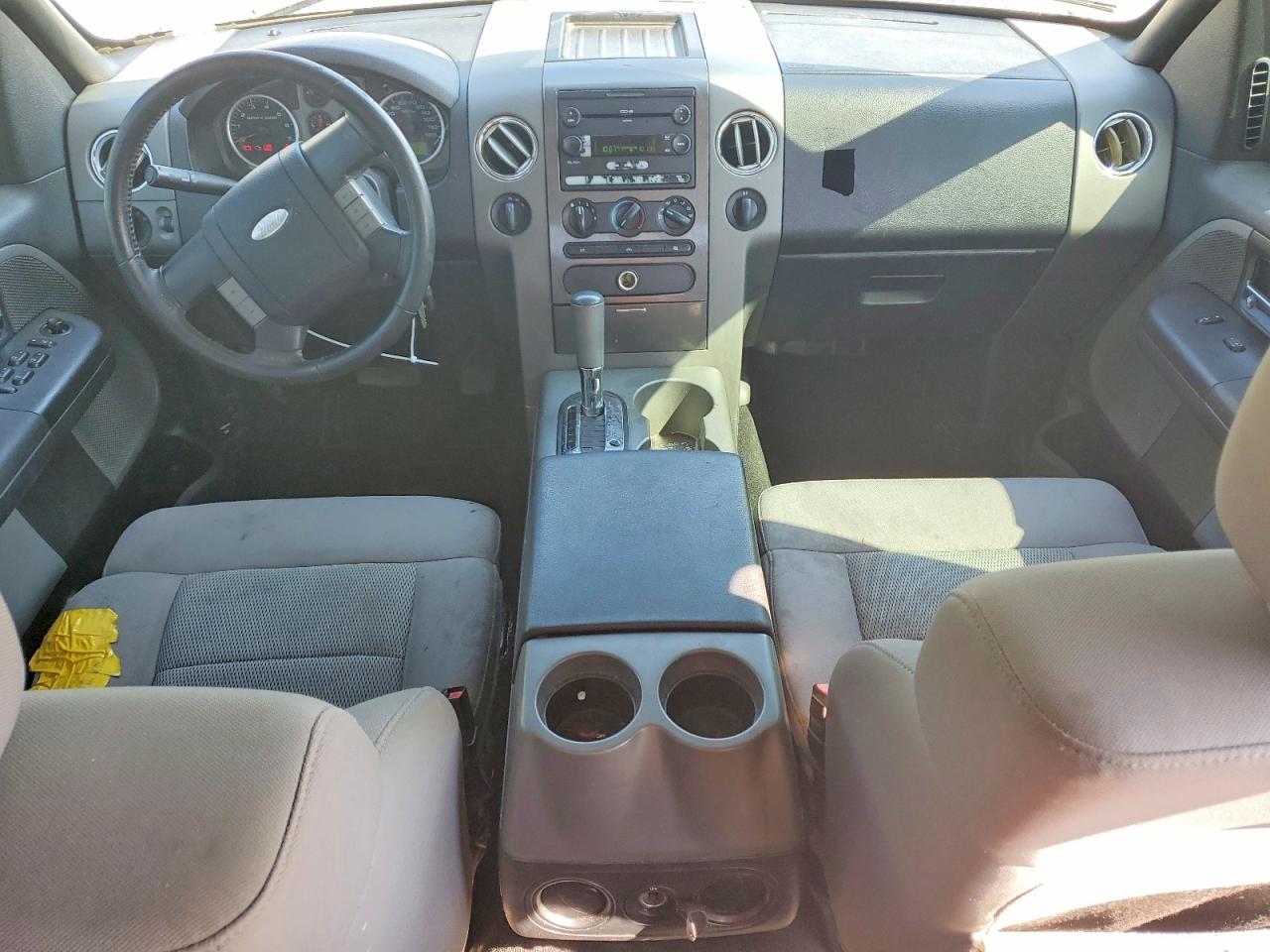 2005 Ford F150 Supercrew White vin: 1FTPW14595KD34838