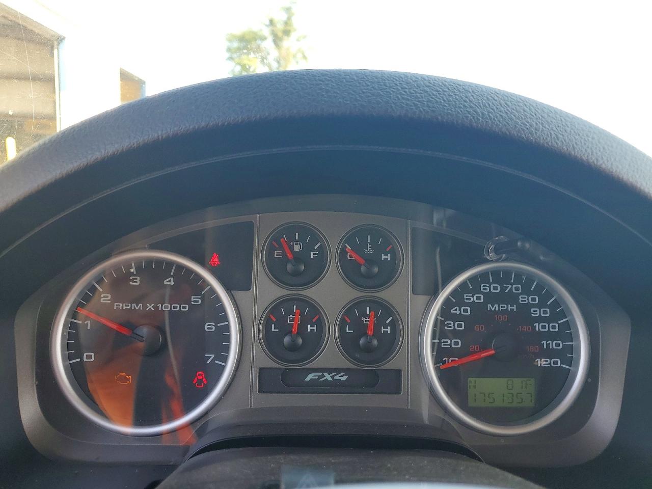 2005 Ford F150 Supercrew White vin: 1FTPW14595KD34838