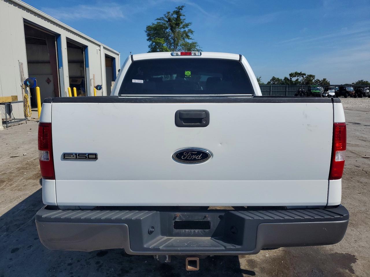 2005 Ford F150 Supercrew White vin: 1FTPW14595KD34838