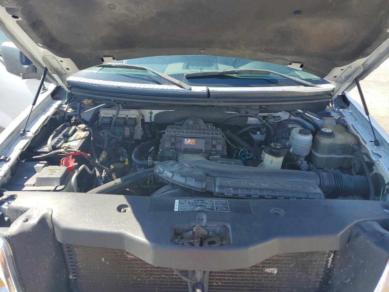 2005 Ford F150 Supercrew White vin: 1FTPW14595KD34838