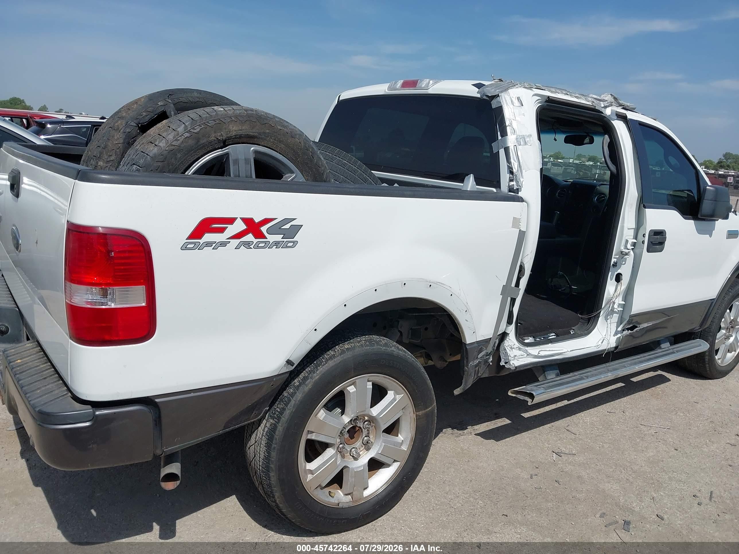 2005 Ford F-150 Fx4/lariat/xlt White vin: 1FTPW14595KD95705