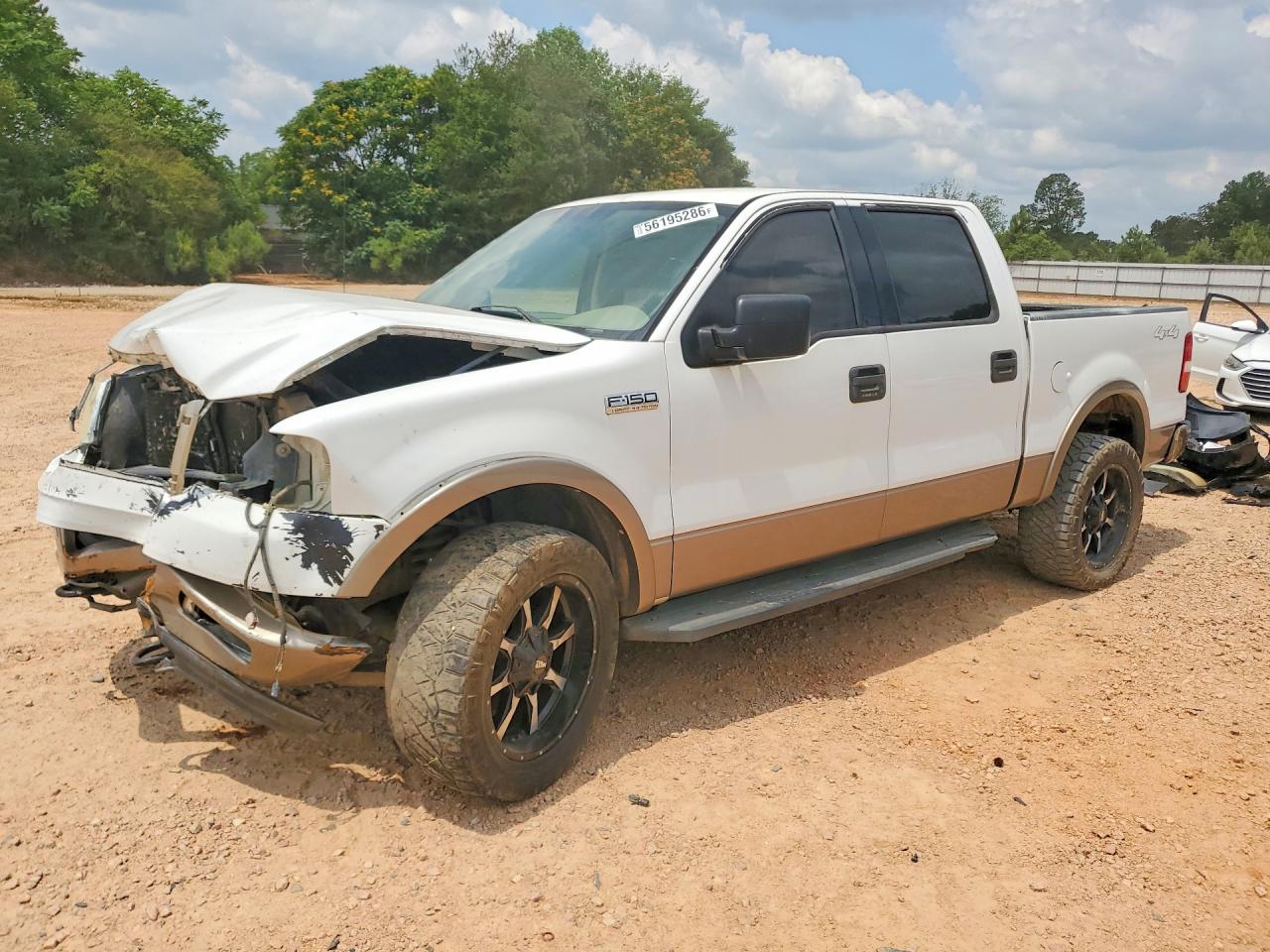2004 Ford F150 Supercrew White vin: 1FTPW145X4KC02203