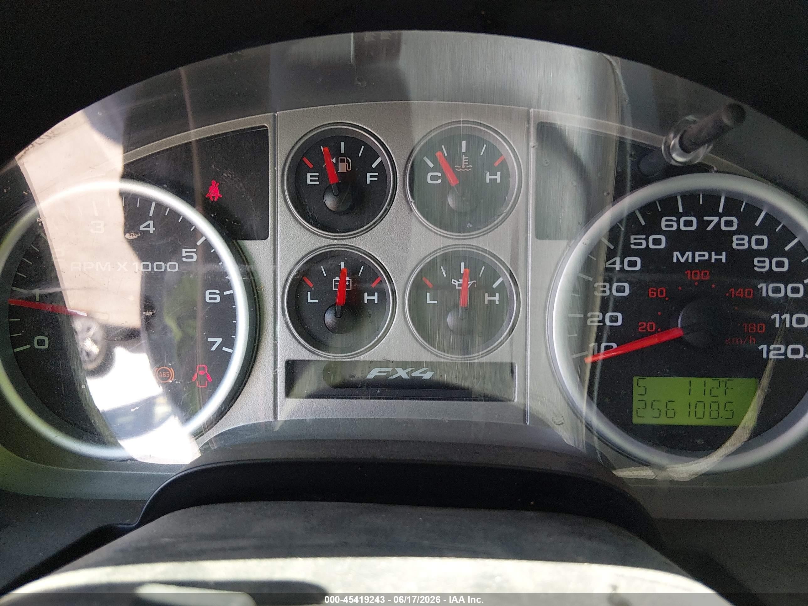 2004 Ford F-150 Fx4/lariat/xlt Silver vin: 1FTPW145X4KC42295