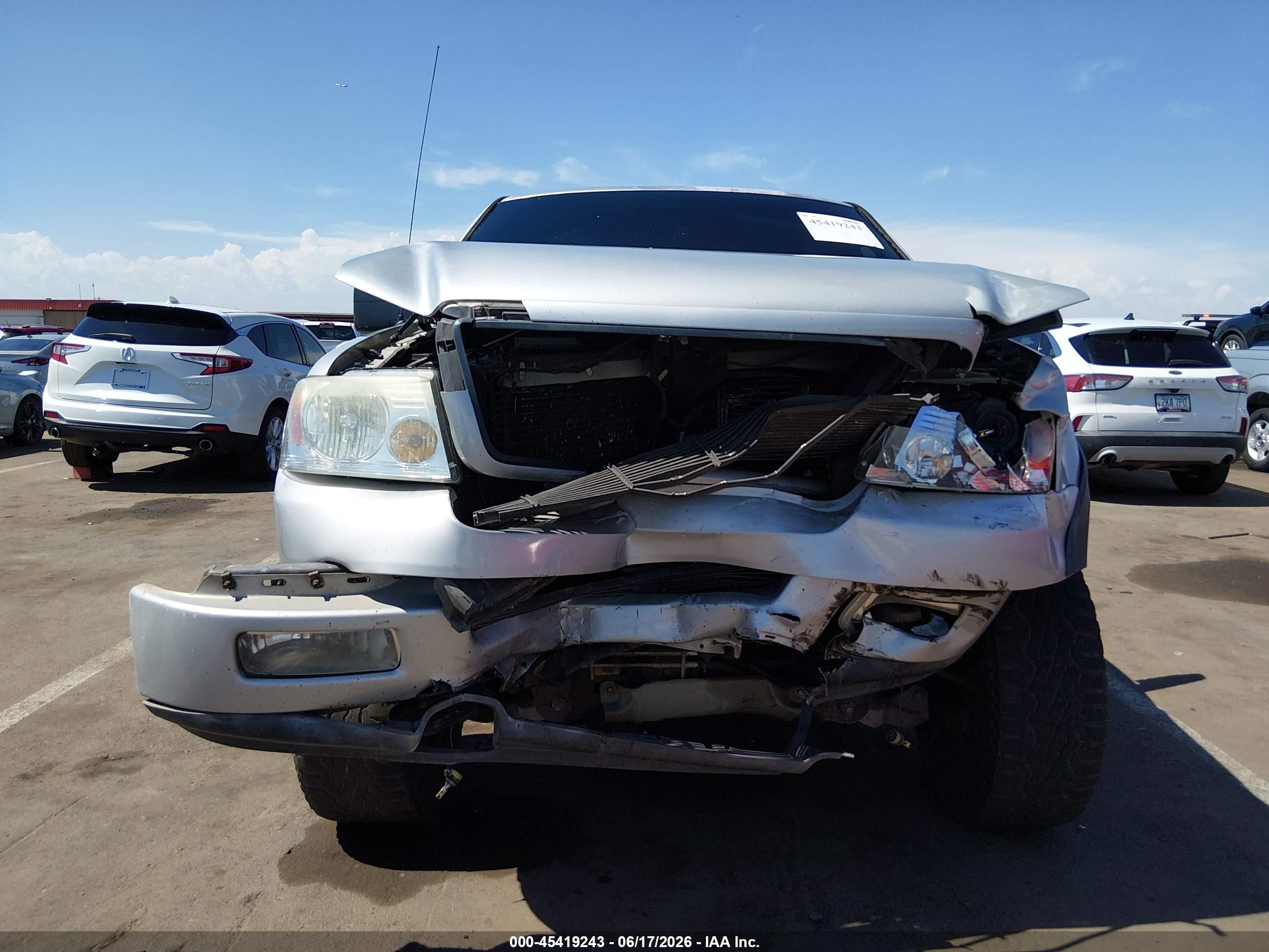 2004 Ford F-150 Fx4/lariat/xlt Silver vin: 1FTPW145X4KC42295