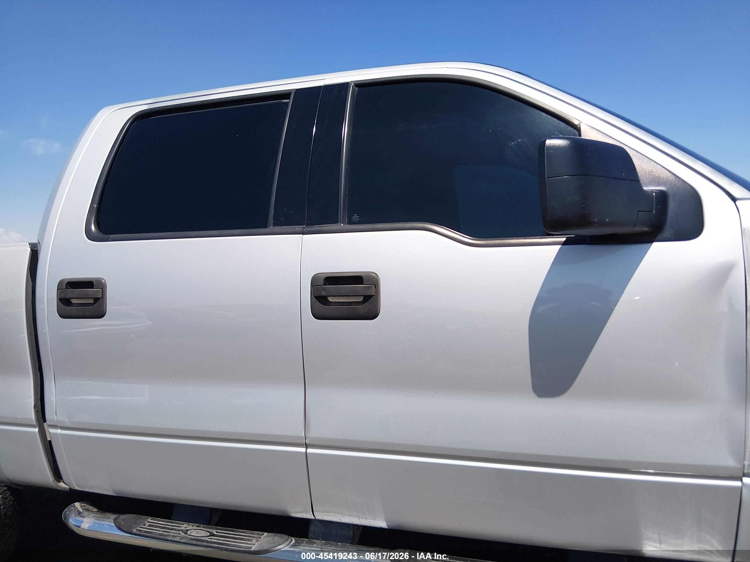 2004 Ford F-150 Fx4/lariat/xlt Silver vin: 1FTPW145X4KC42295
