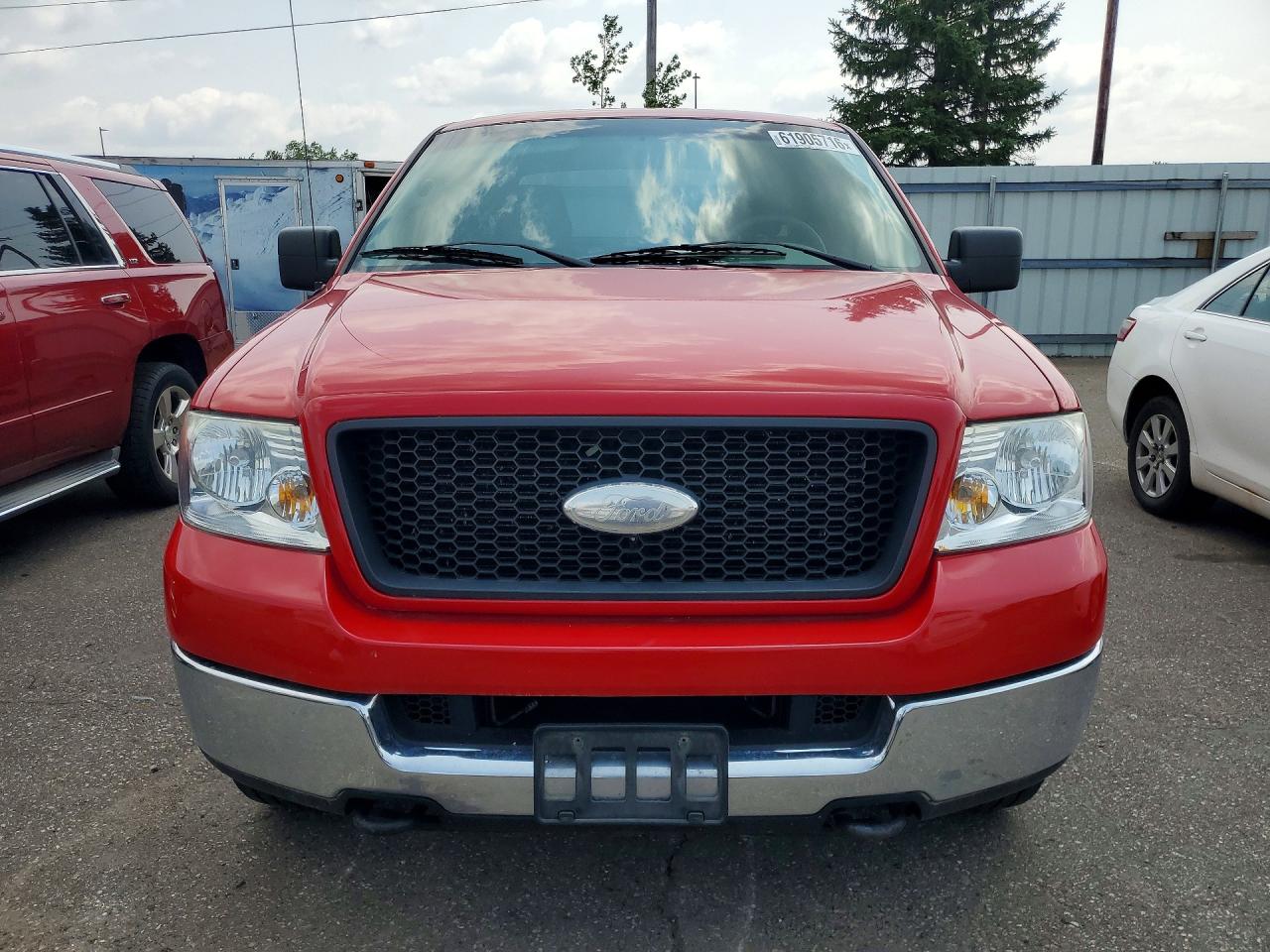 2005 Ford F-150 Red vin: 1FTPW145X5FB73196