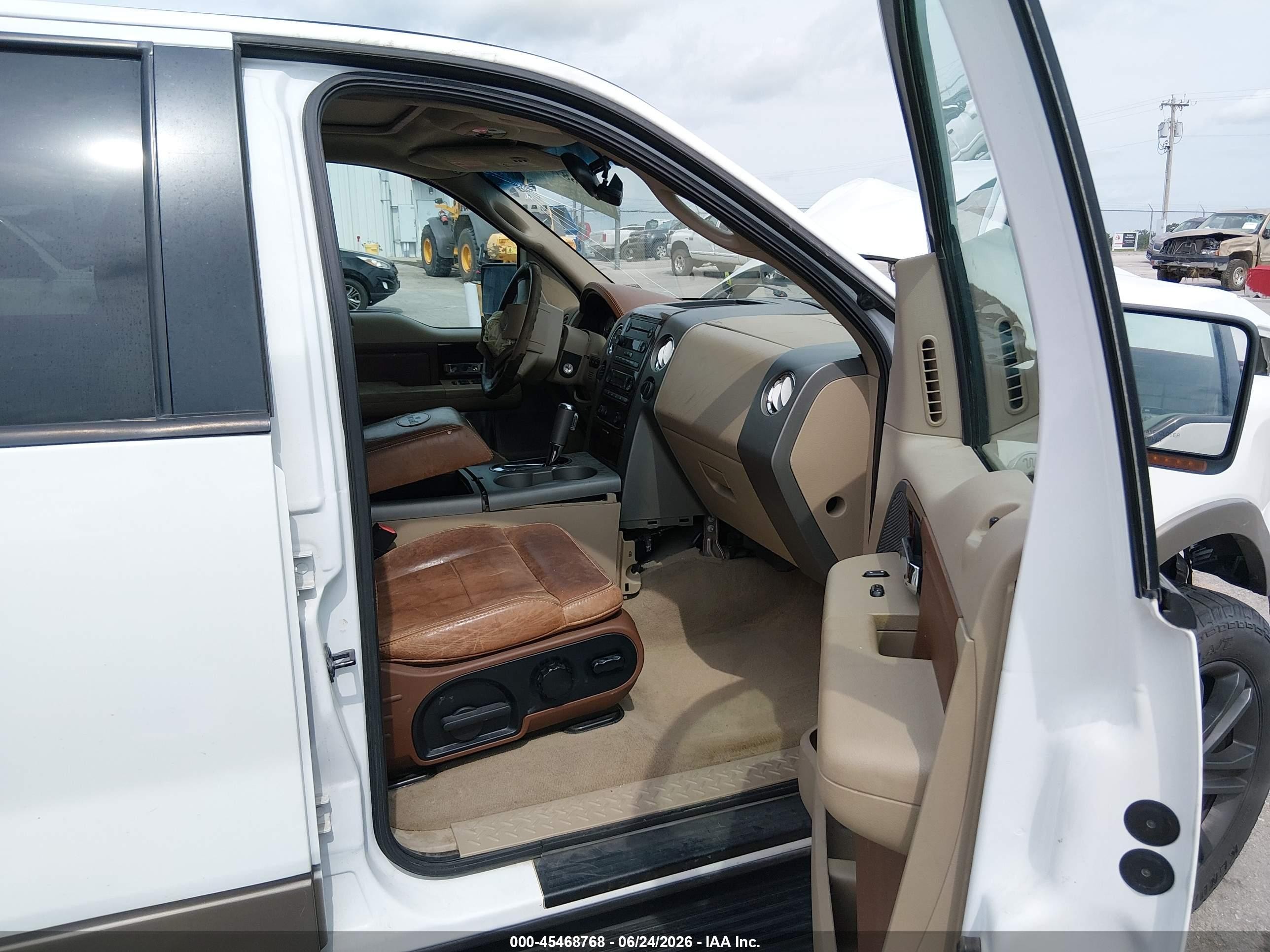 2005 Ford F-150 Fx4/lariat/xlt White vin: 1FTPW145X5KE37542
