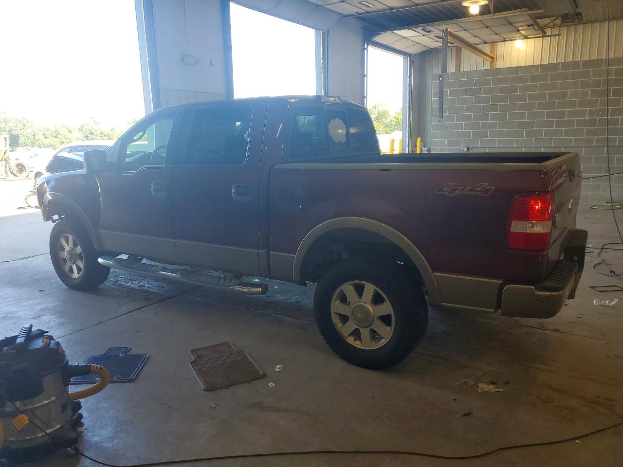 2006 Ford F150 Supercrew Burgundy vin: 1FTPW145X6KA80784