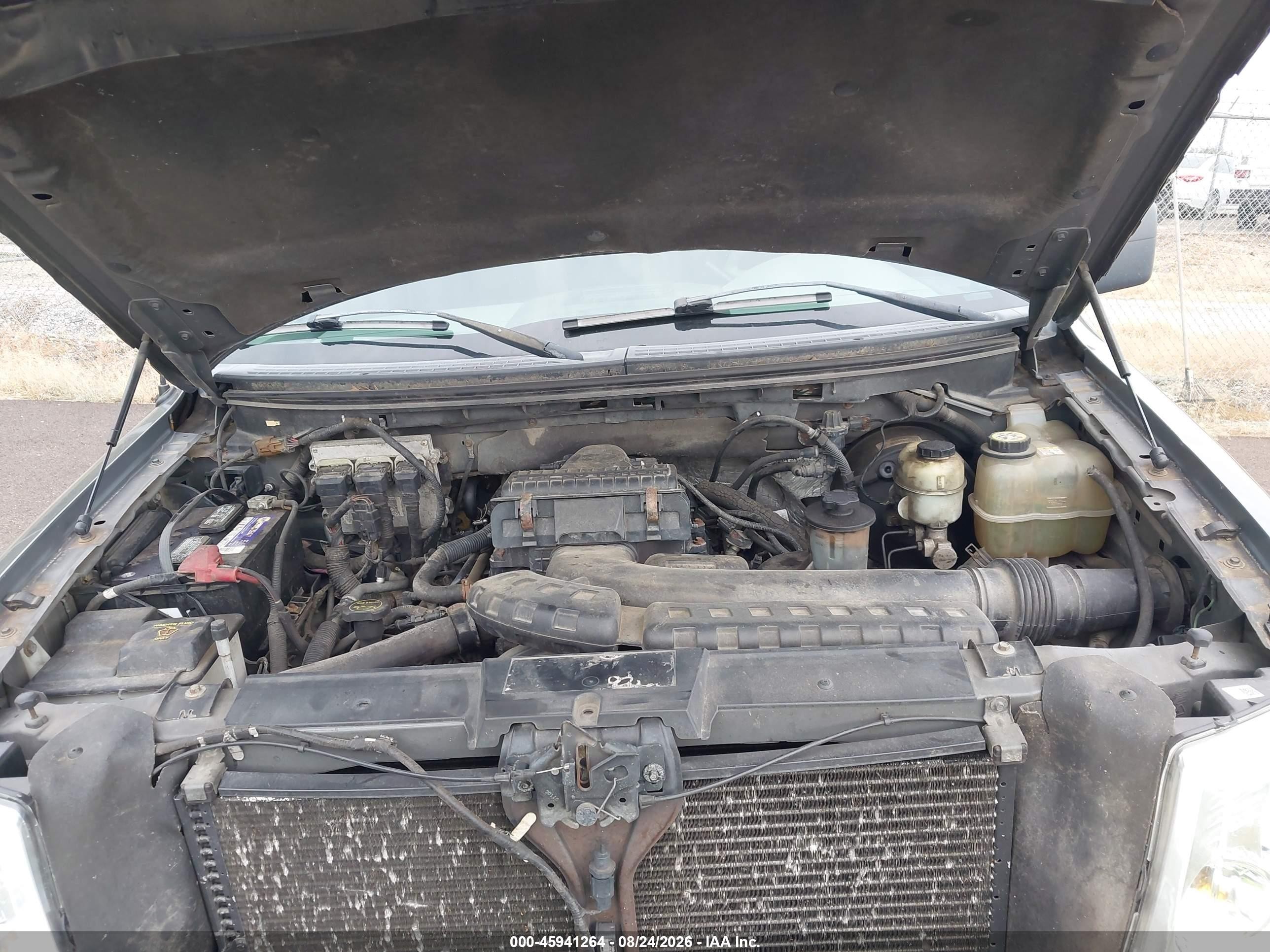 2008 Ford F-150 Xlt Серый vin: 1FTPW14V08FB65032