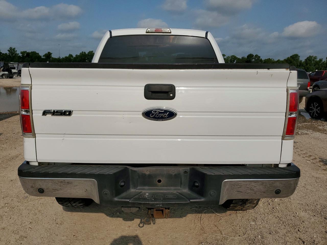 2009 Ford F 150 White vin: 1FTPW14V09FA23443