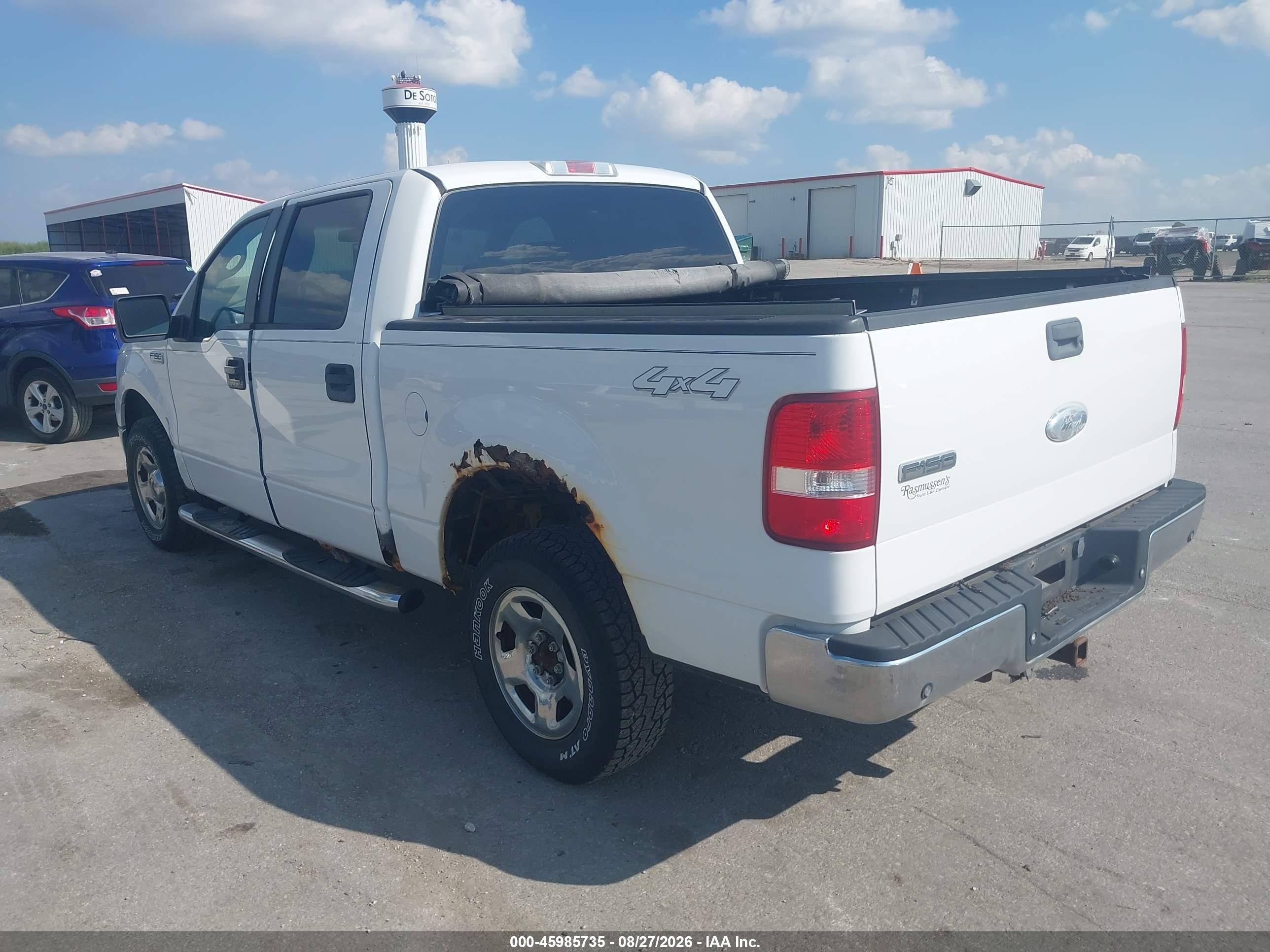 2007 Ford F-150   White vin: 1FTPW14V17FA61230