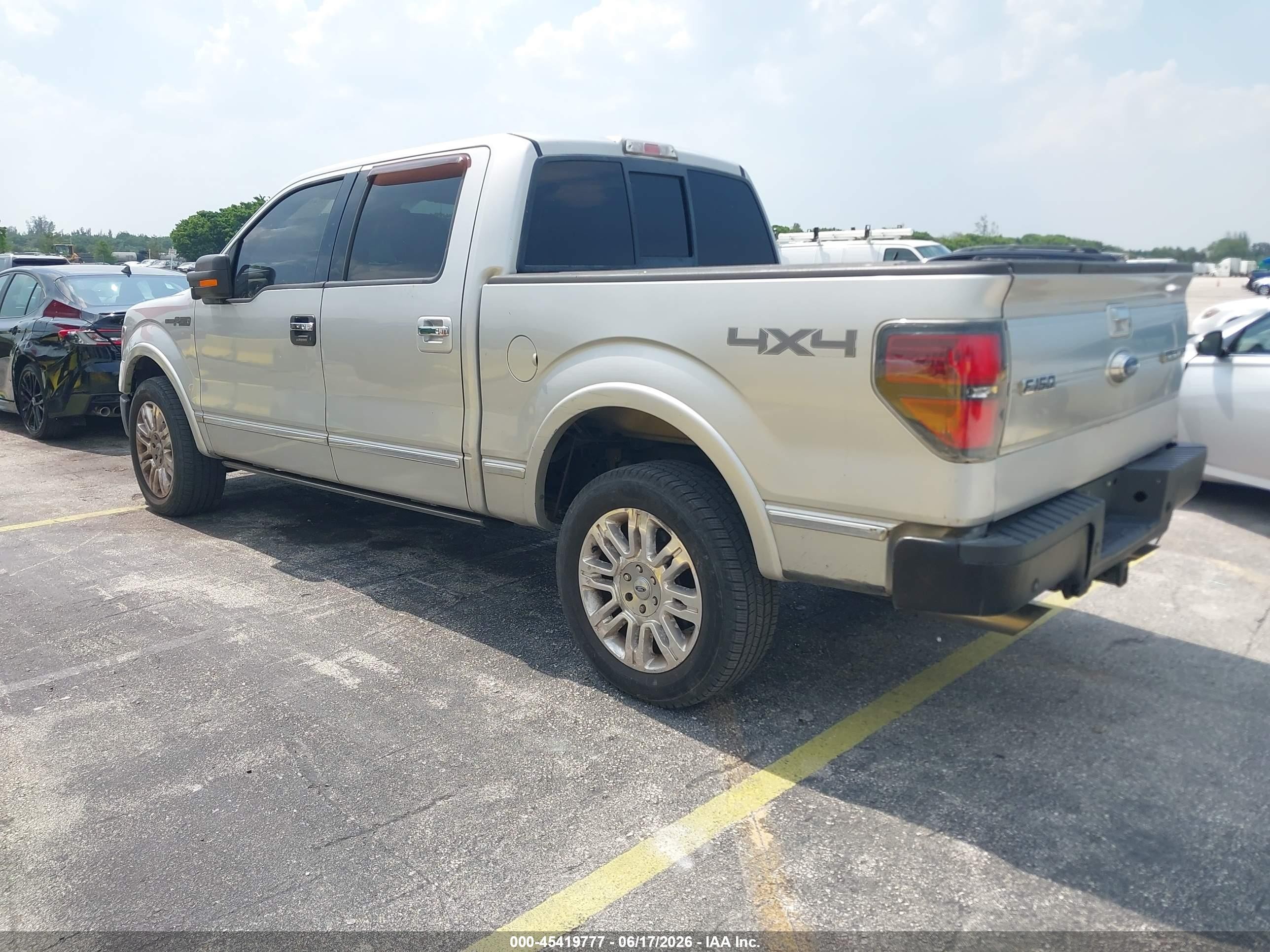 2009 Ford F-150 Silver vin: 1FTPW14V19FA97972