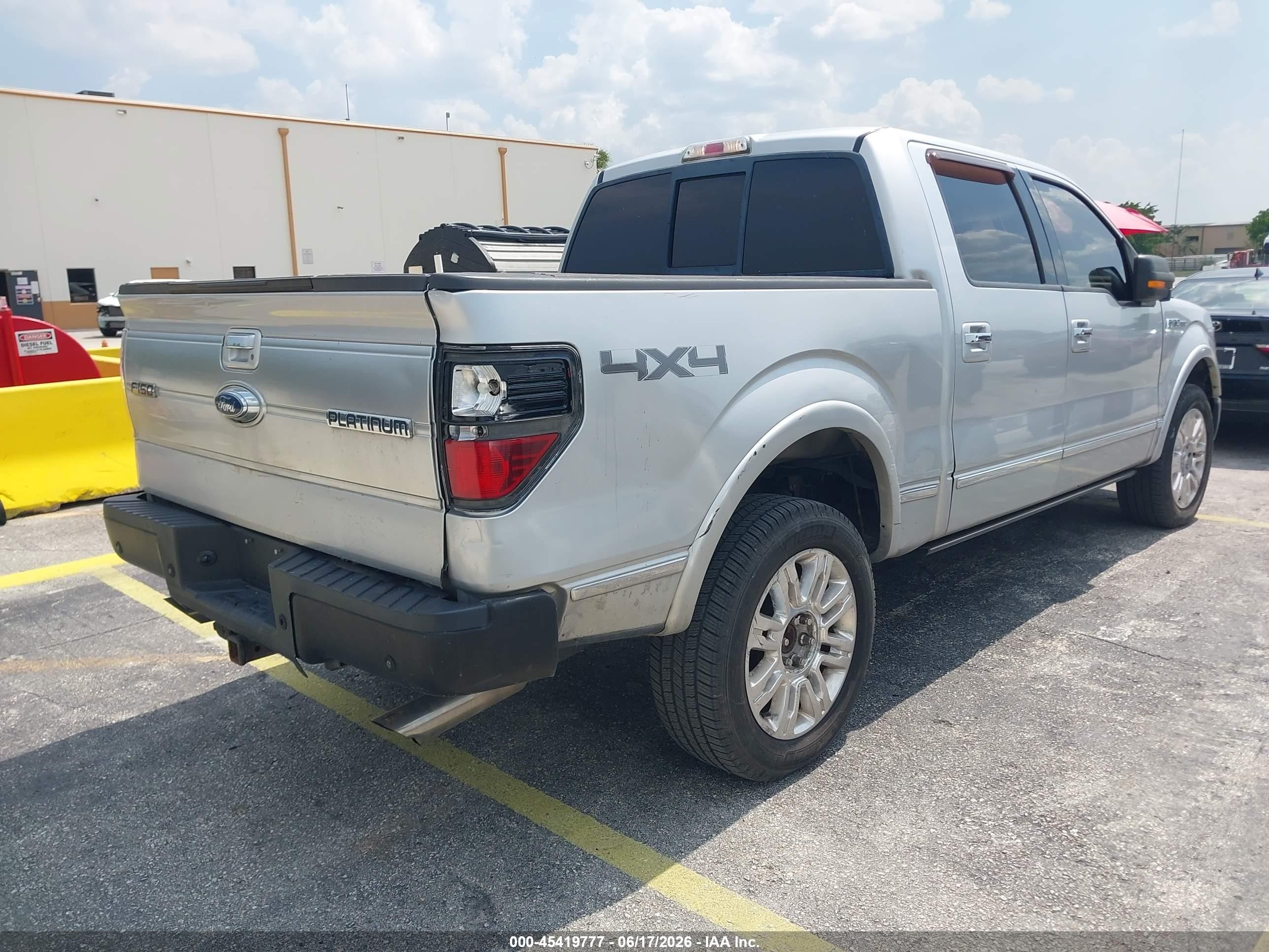 2009 Ford F-150 Silver vin: 1FTPW14V19FA97972