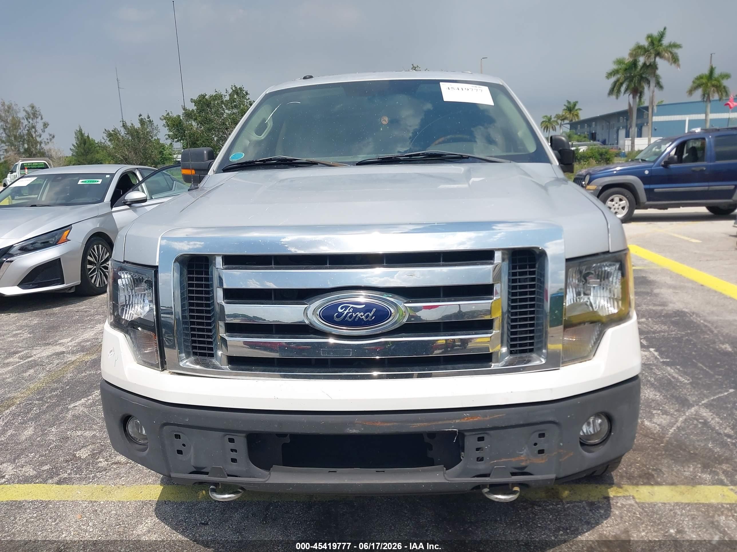 2009 Ford F-150 Silver vin: 1FTPW14V19FA97972