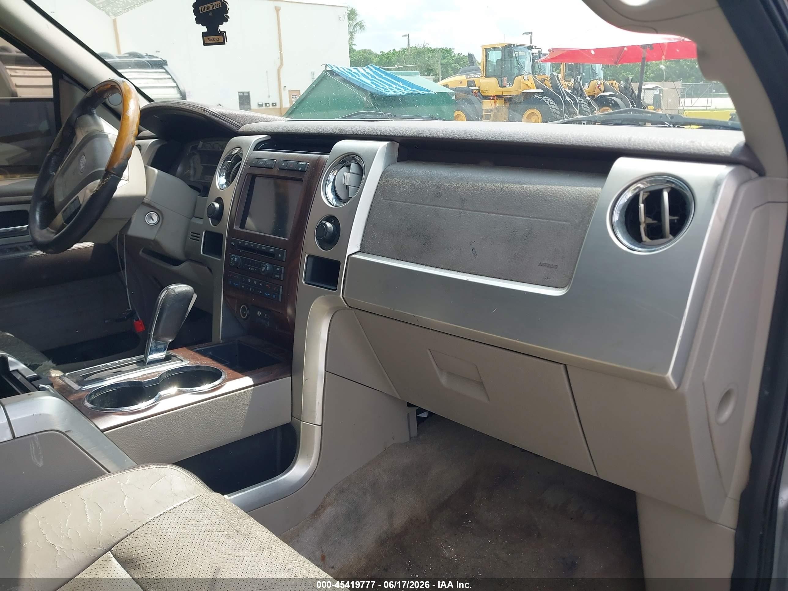 2009 Ford F-150 Silver vin: 1FTPW14V19FA97972