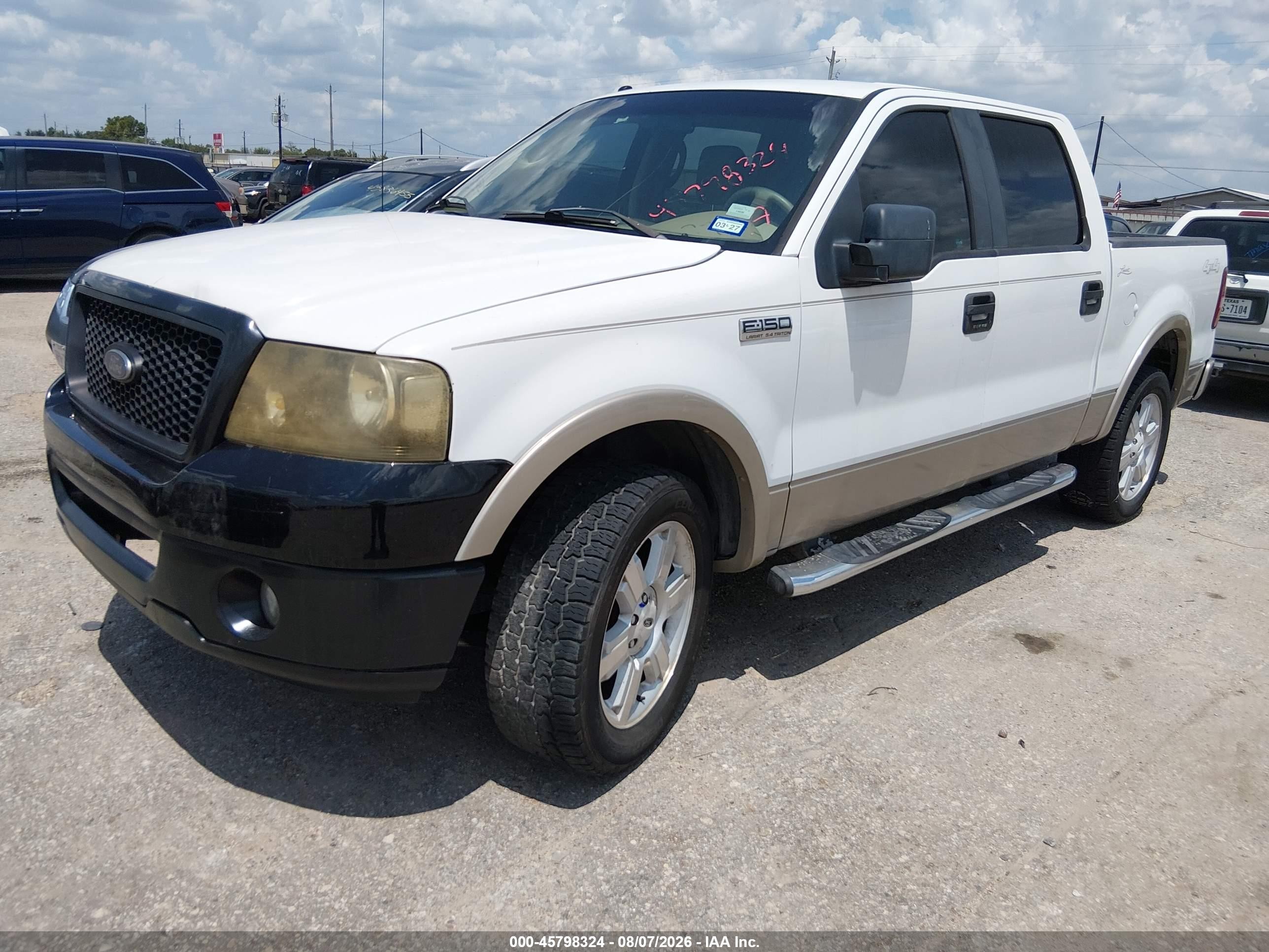2008 Ford F-150   White vin: 1FTPW14V28FB48328