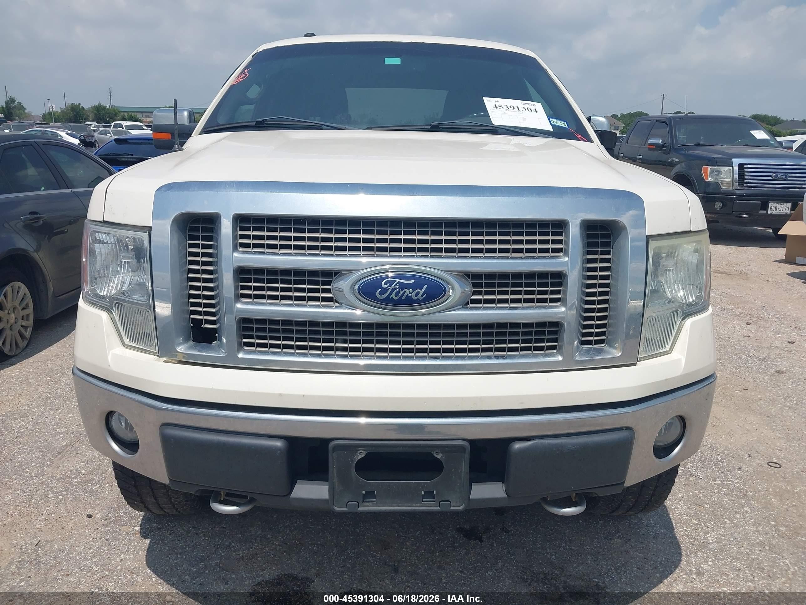 2009 Ford F-150 Lariat White vin: 1FTPW14V39FA66285