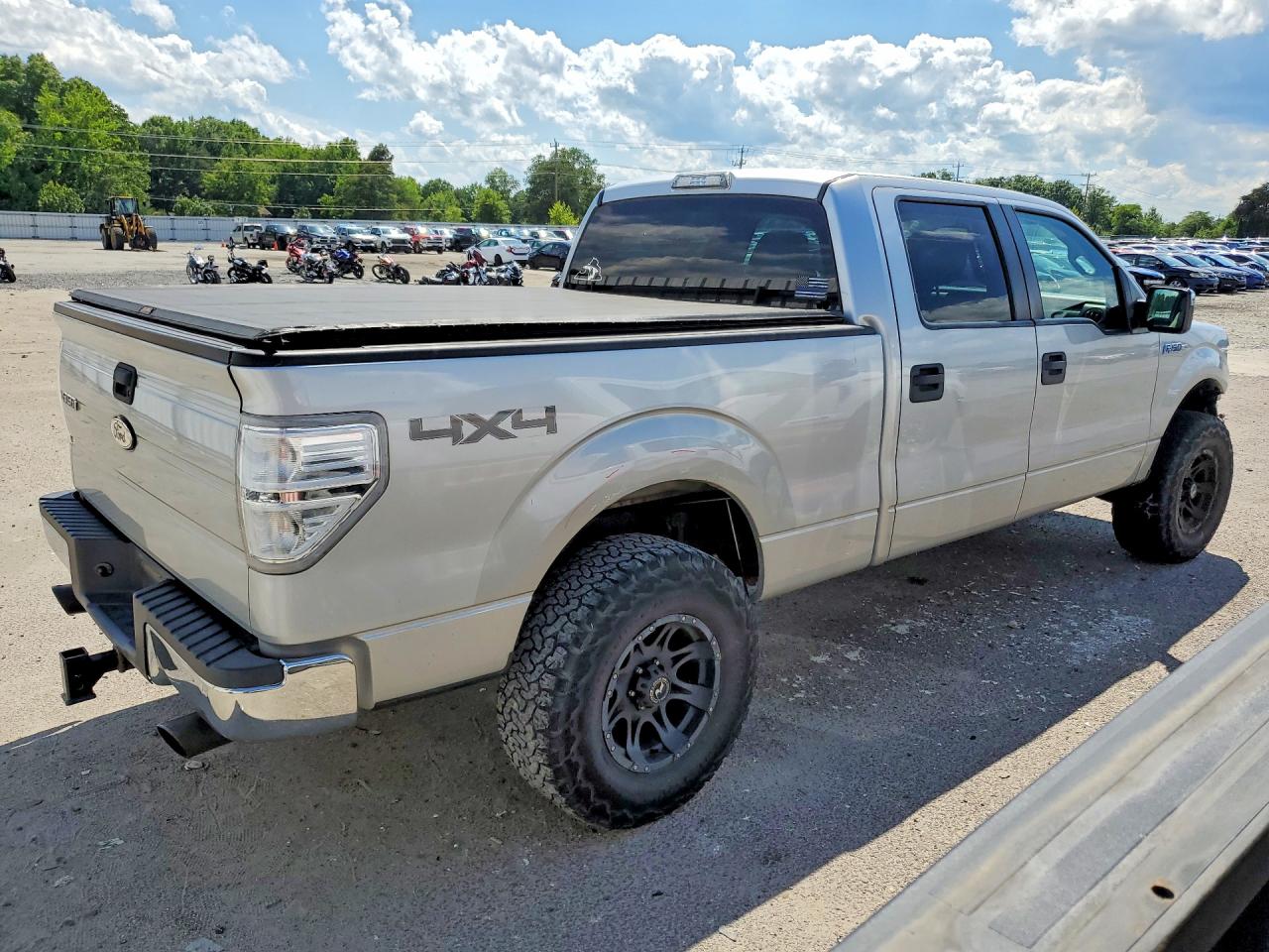 2009 Ford F150 Supercrew Silver vin: 1FTPW14V39FB13704