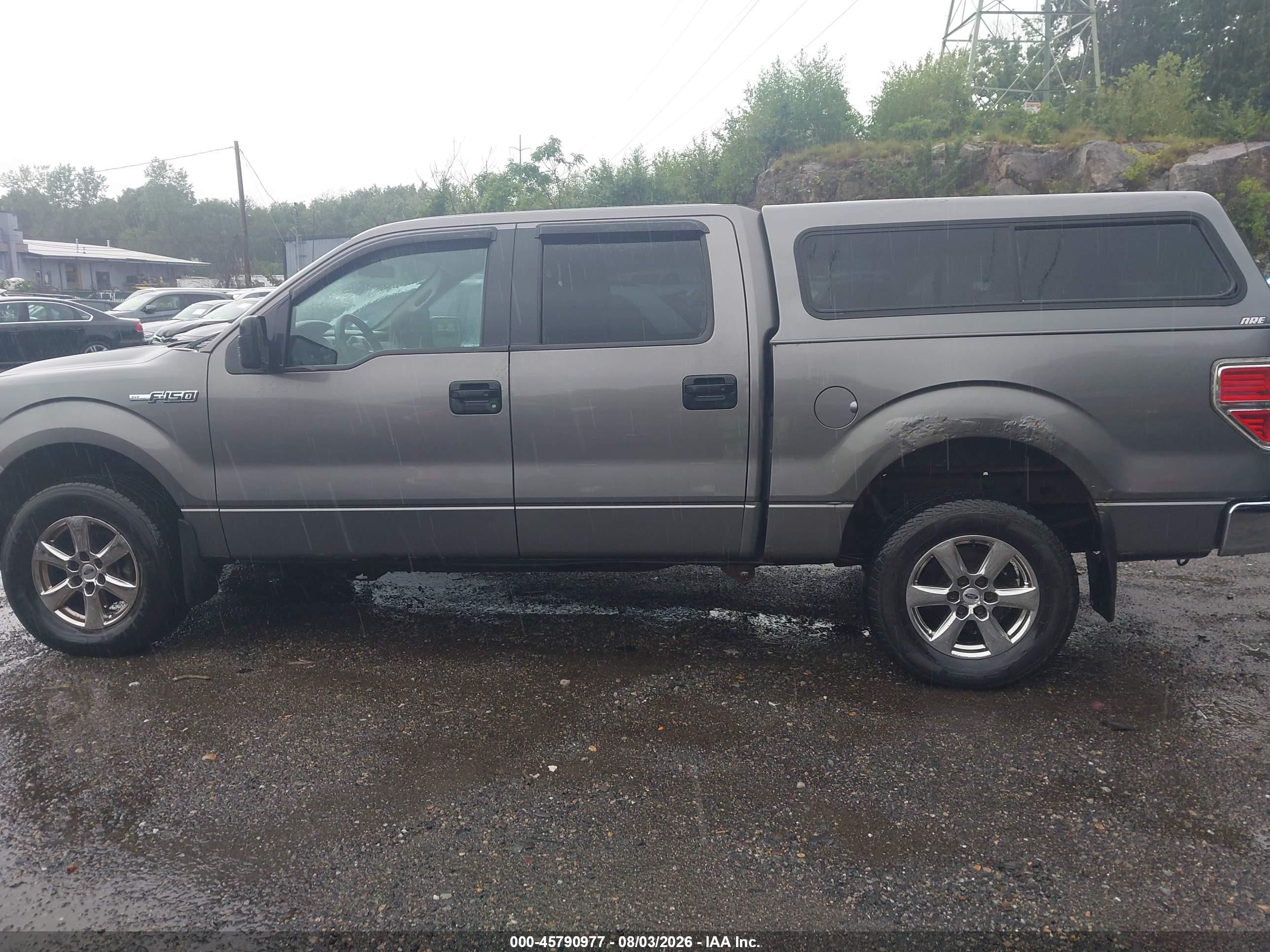 2009 Ford F-150 Xlt Gray vin: 1FTPW14V39KC72052