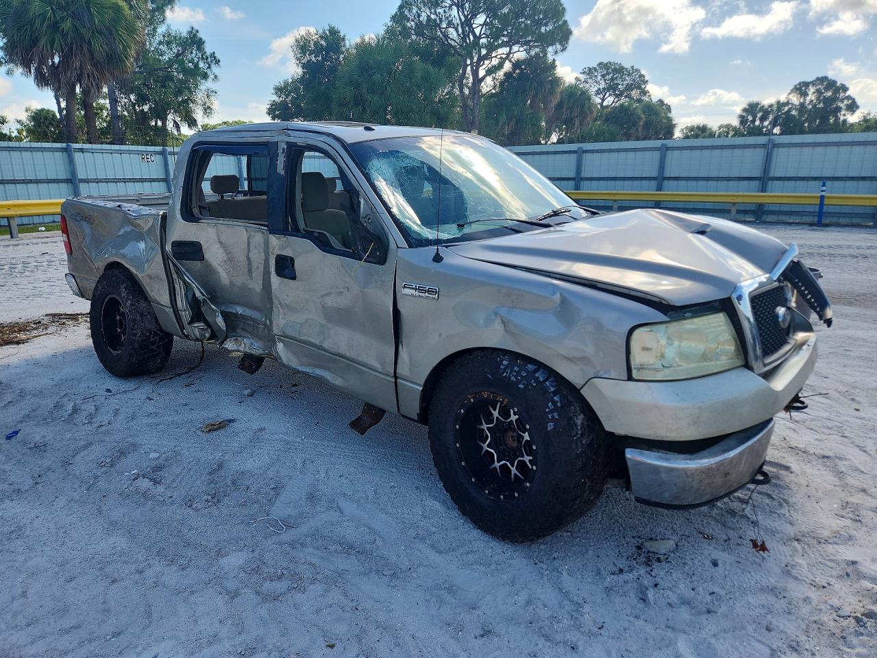 2008 Ford F150 Supercrew Beige vin: 1FTPW14V48FB77233