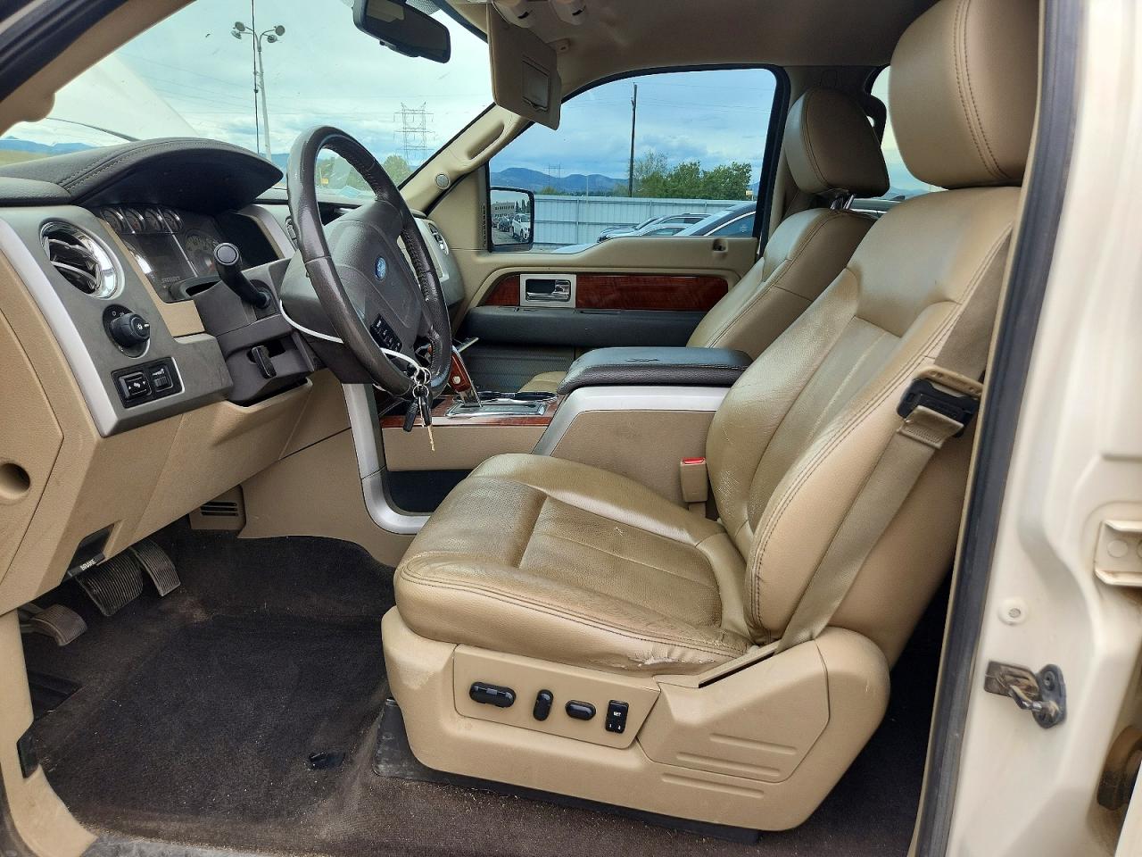 2009 Ford F150 Supercrew Cream vin: 1FTPW14V49FA11750