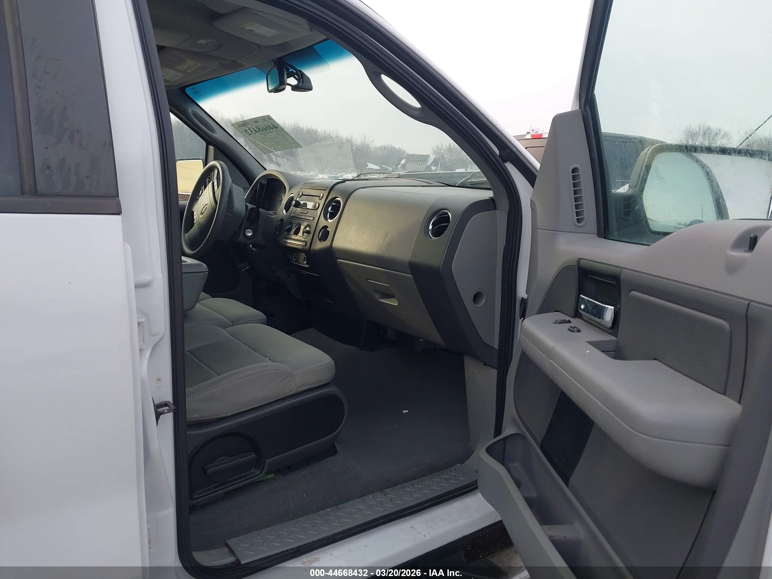 2007 Ford F-150 Fx4/lariat/xlt White vin: 1FTPW14V57KD28456