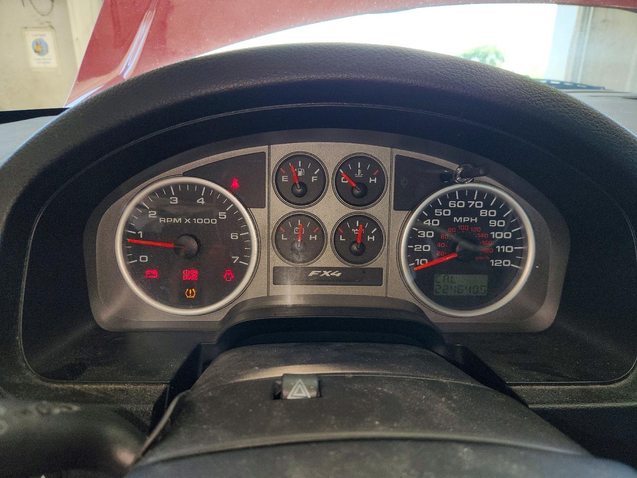 2008 Ford F150 Supercrew Red vin: 1FTPW14V58FA18804