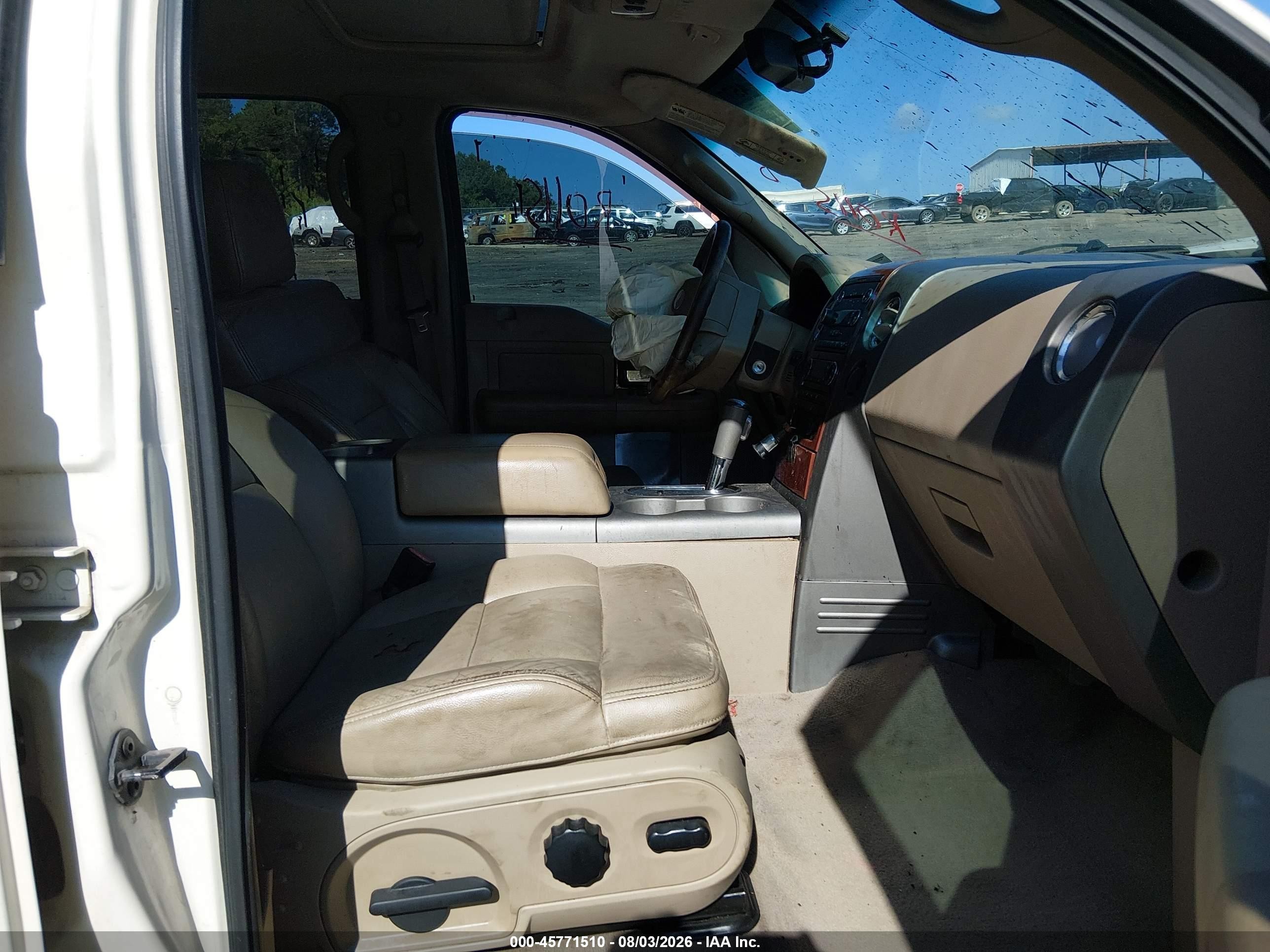 2008 Ford F-150   Белый vin: 1FTPW14V58FB60750