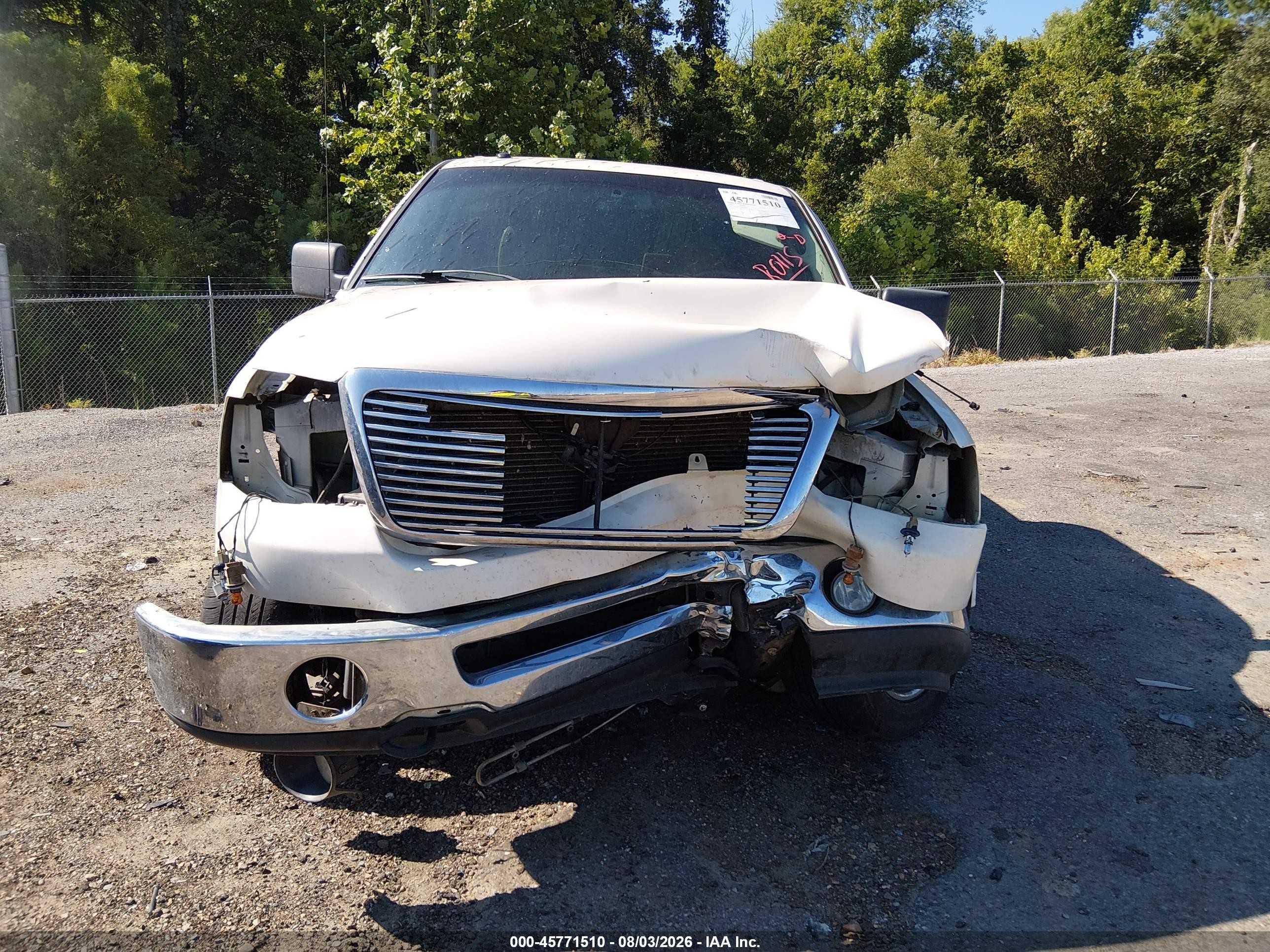 2008 Ford F-150   Белый vin: 1FTPW14V58FB60750