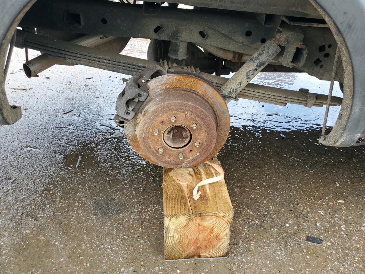 2009 Ford F150 Supercrew Silver vin: 1FTPW14V59FB00212 Damage: Right Rear Wheel, Missing, Replacement Required