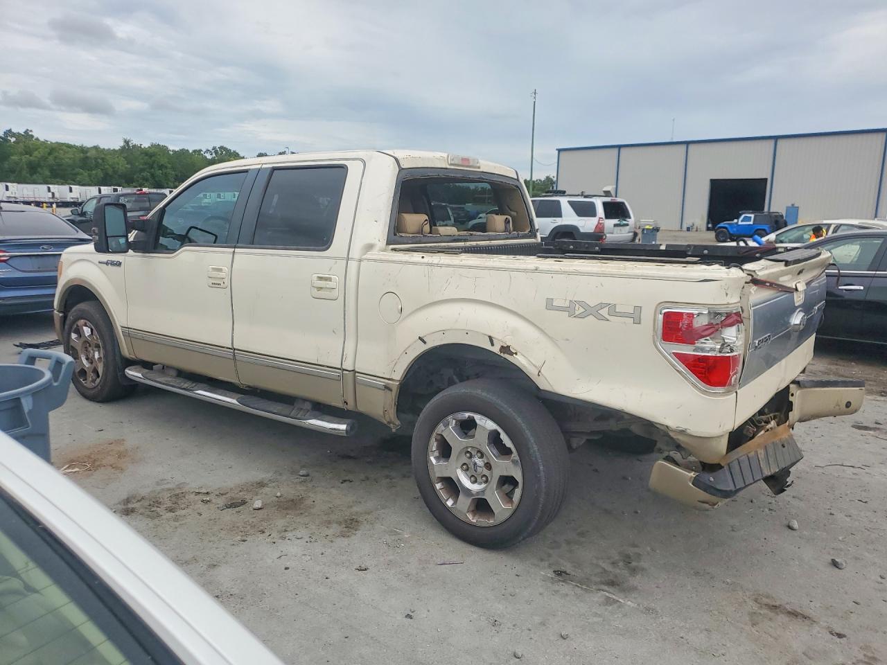 2009 Ford F150 Supercrew Two Tone vin: 1FTPW14V69FA39727