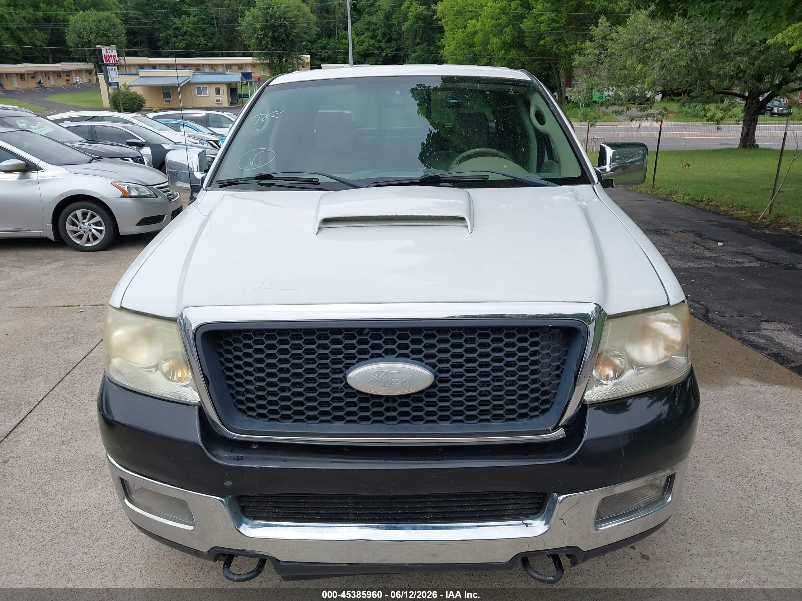 2007 Ford F-150   White vin: 1FTPW14V87FB70106