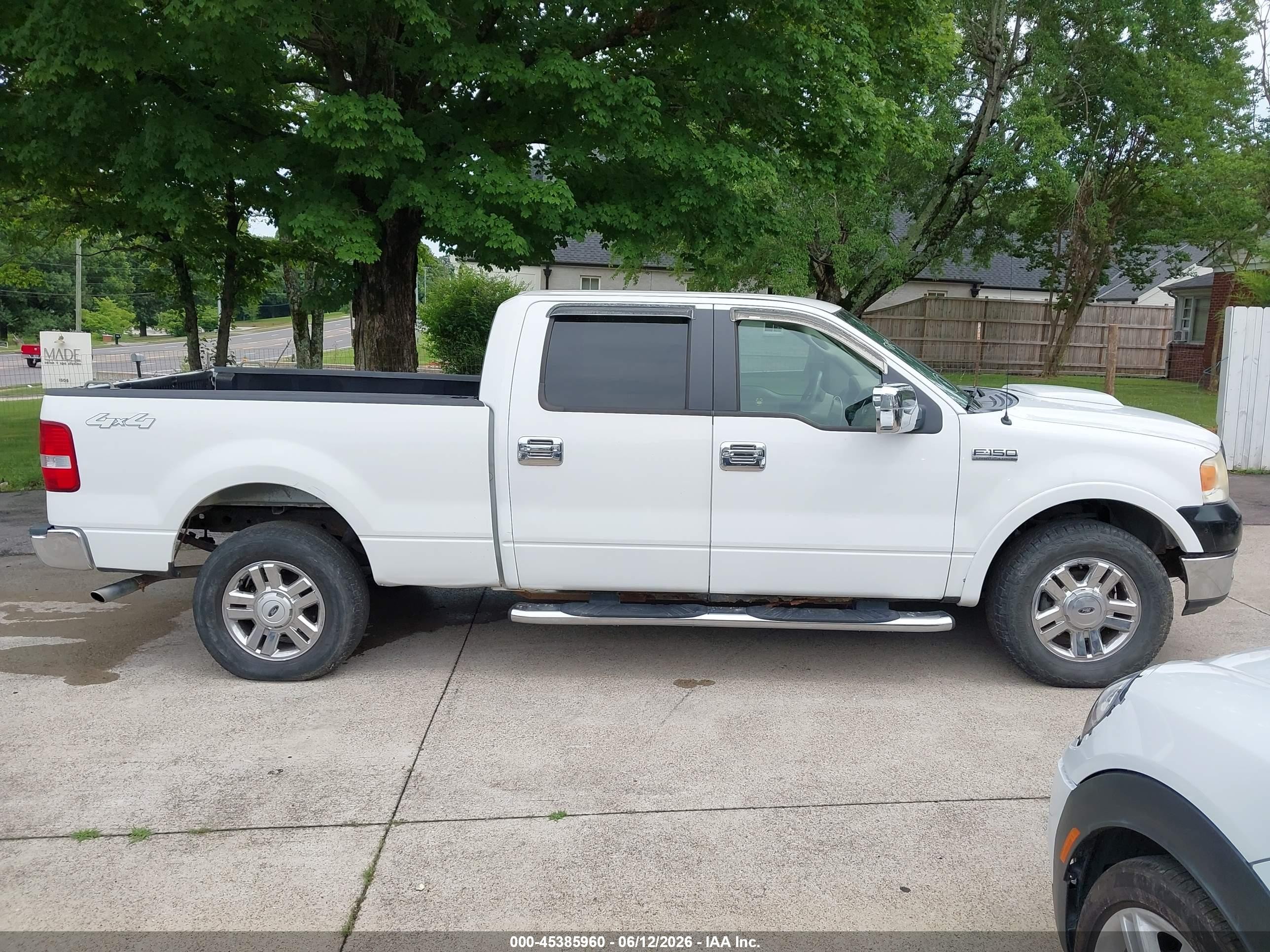 2007 Ford F-150   White vin: 1FTPW14V87FB70106