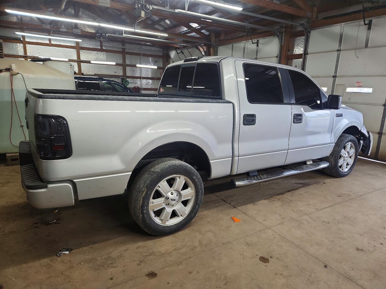 2008 Ford F150 Supercrew Серебряный vin: 1FTPW14VX8FA97032